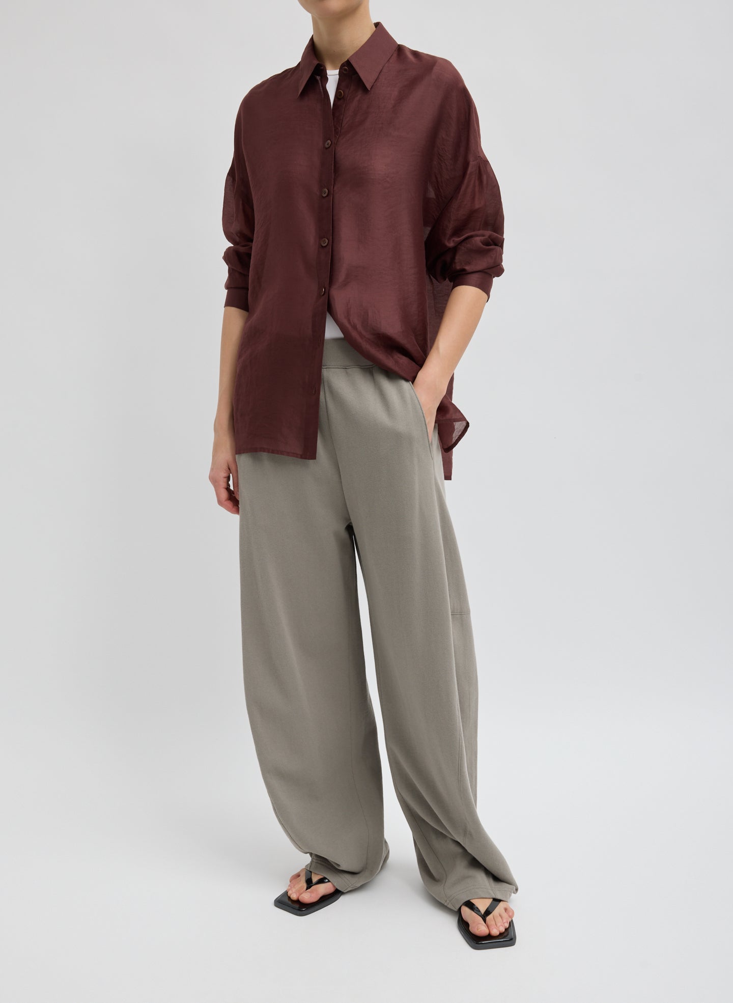 Light Weight Sweatshirting Winslow Pant - Grey Light Weight Sweatshirting Winslow Pant - barrel leg sweatpant, front view on model