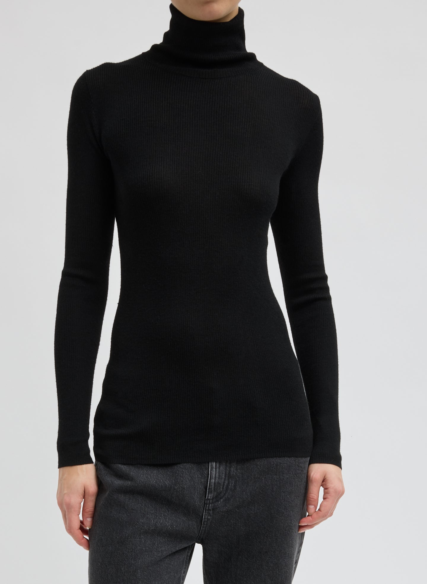 Featherweight Ribbed Sweater Turtleneck Pullover - Black Featherweight Ribbed Sweater Turtleneck Pullover - front view on model
