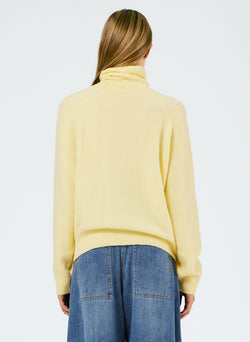 A Plus Yellow Pullover – nothinlikethebridge