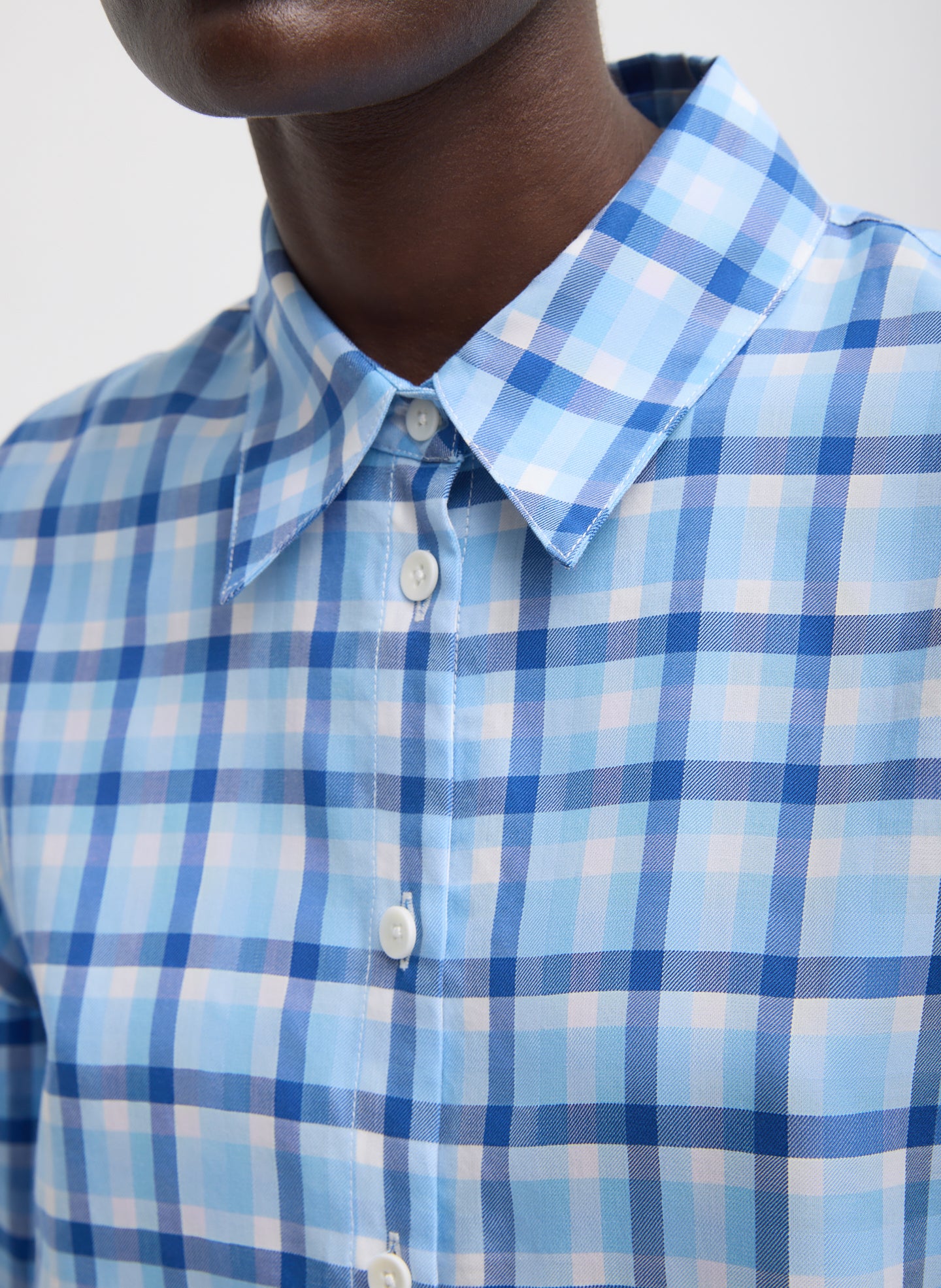 Blue Otis Check Oversized Shirt - closeup of buttons and collared neckline