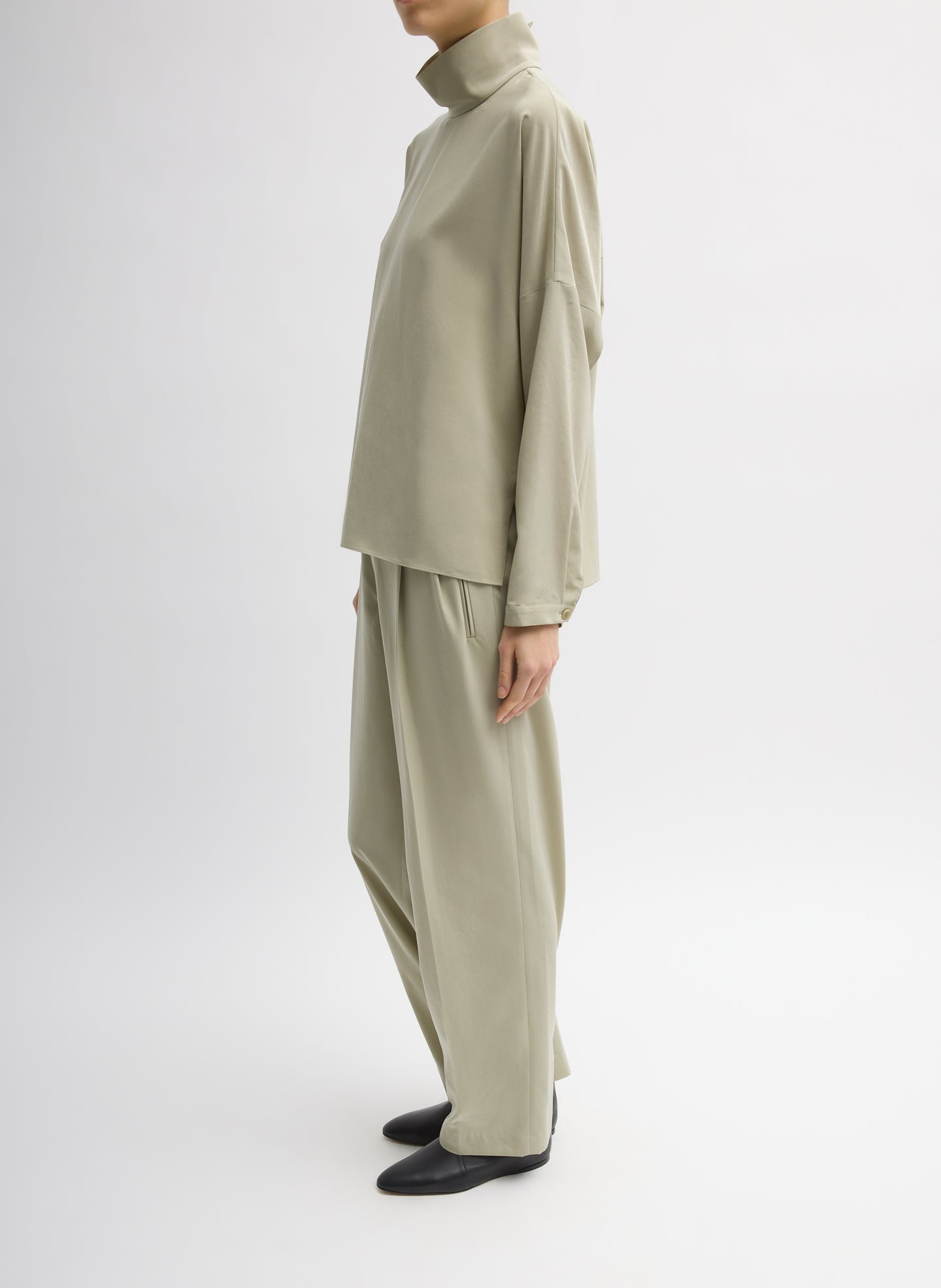 MOSS GREY-6