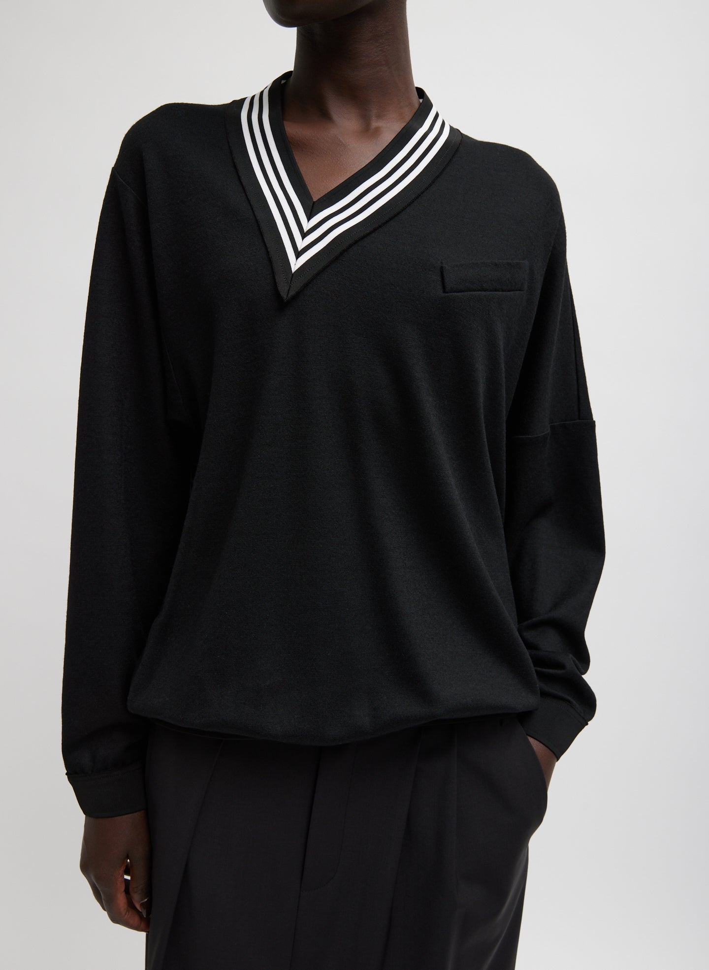 Wool Jersey V-Neck Tennis Pullover - Black-1