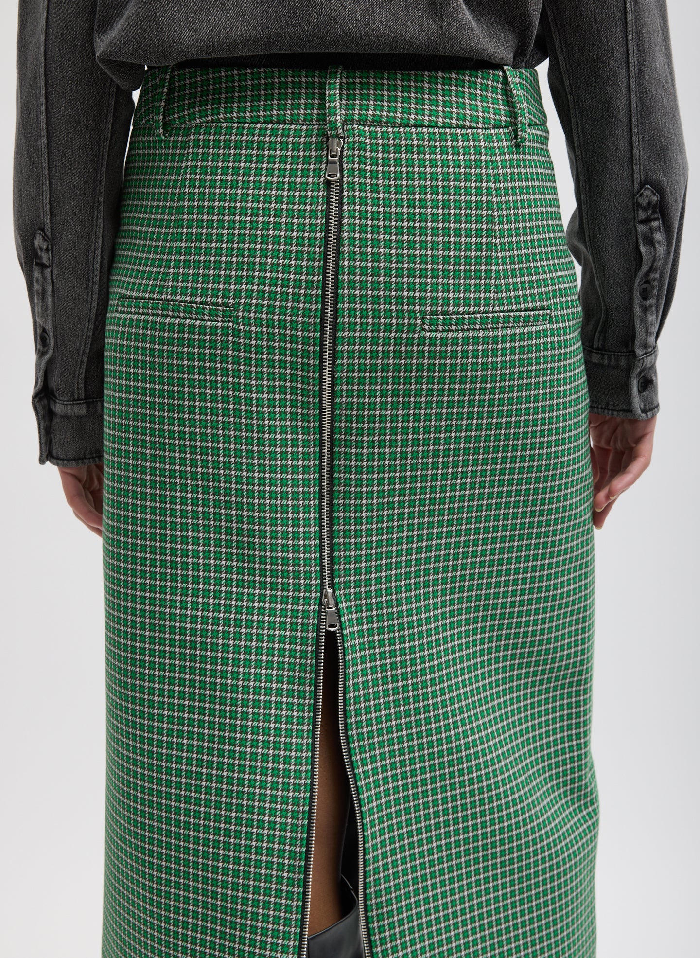 Green Multi Leon Check Midi Trouser Zip Skirt - closeup of back zipper detail
