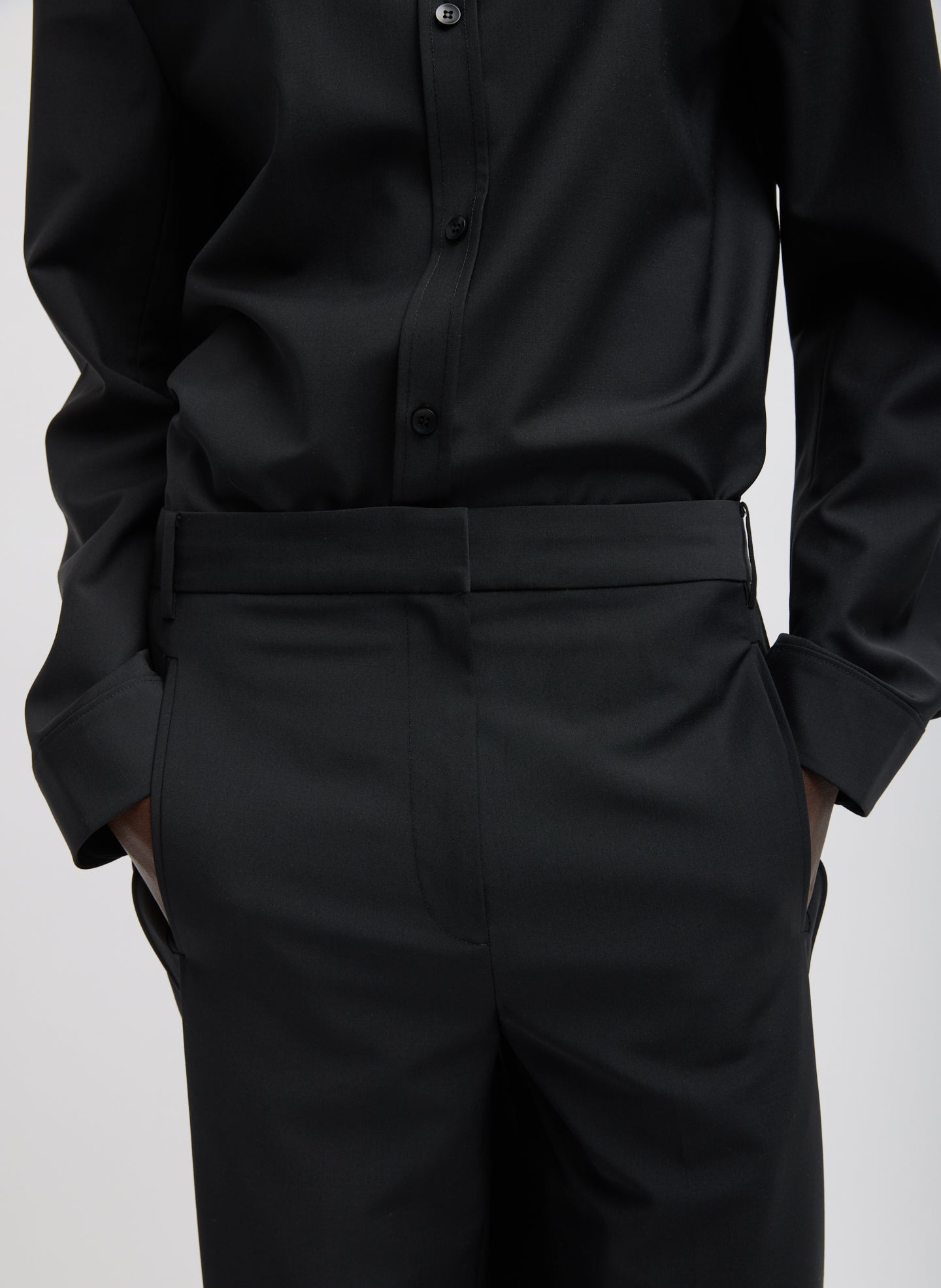 Black Recycled Tropical Wool Jules Trouser - closeup of waistline