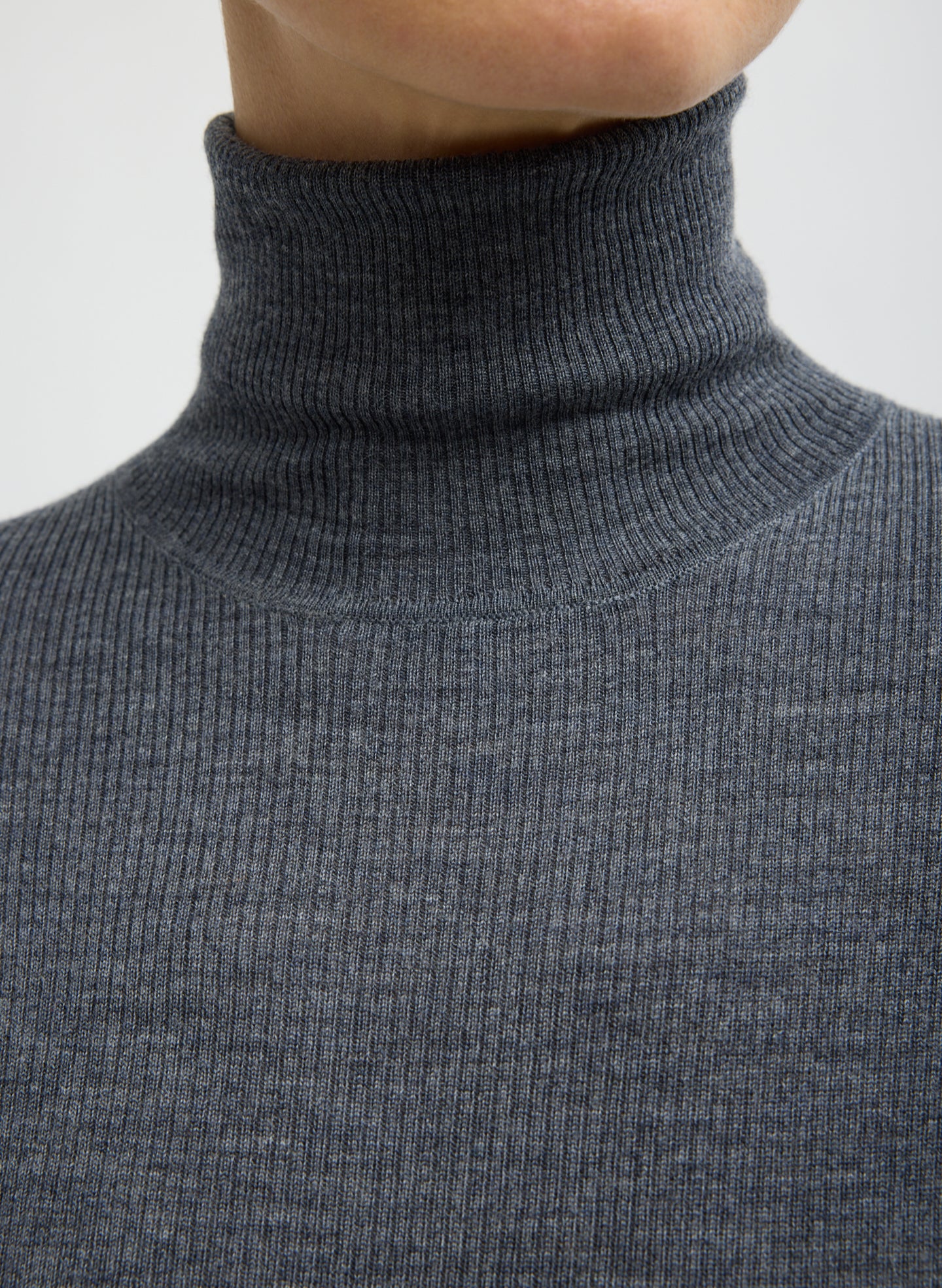 Charcoal Grey Feather Weight Ribbed Turtleneck - closeup of turtleneck