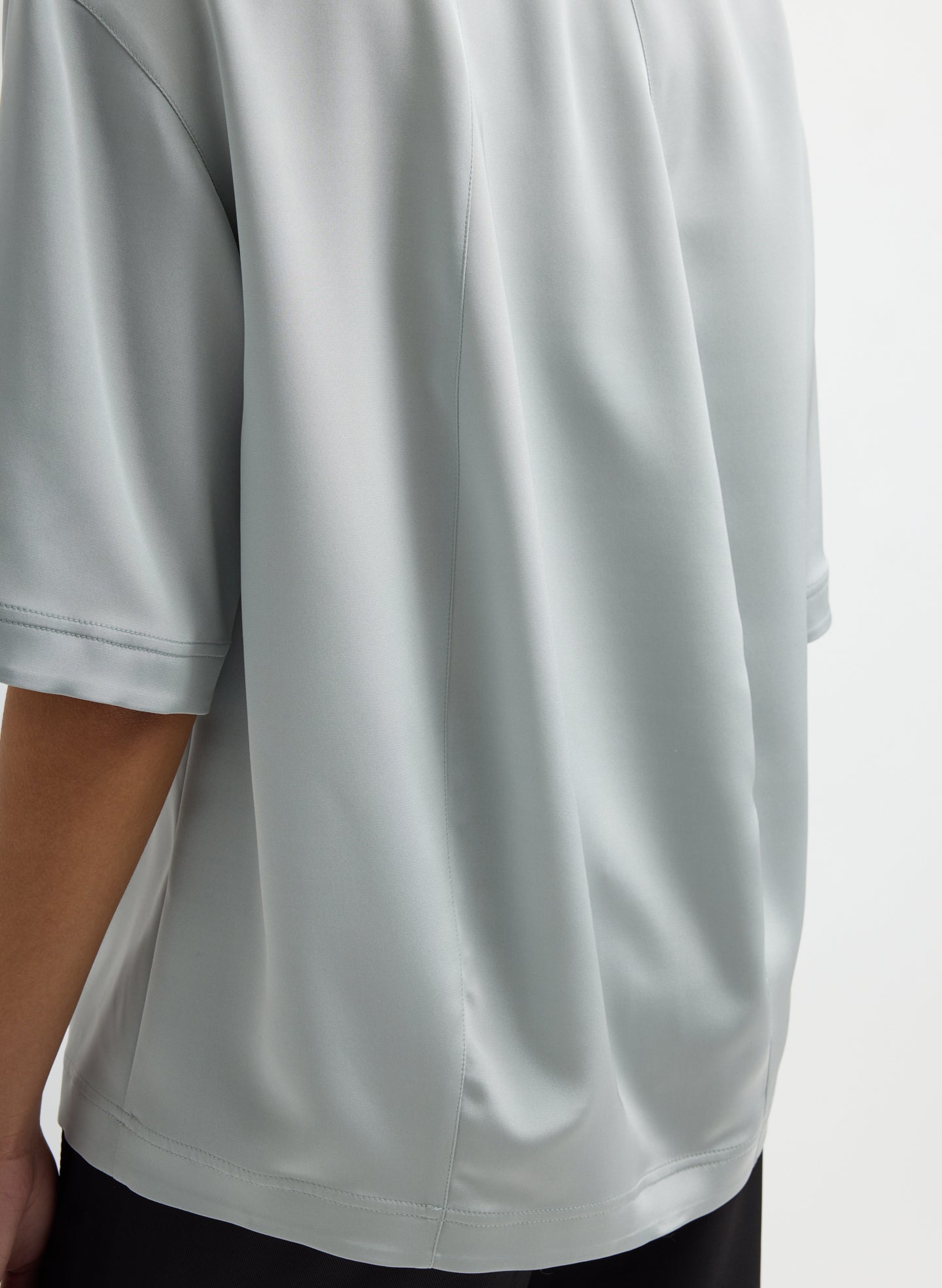Light Grey Stretch Silk Nylon CDC Knit Collar Cocoon Top - closeup of cocoon back