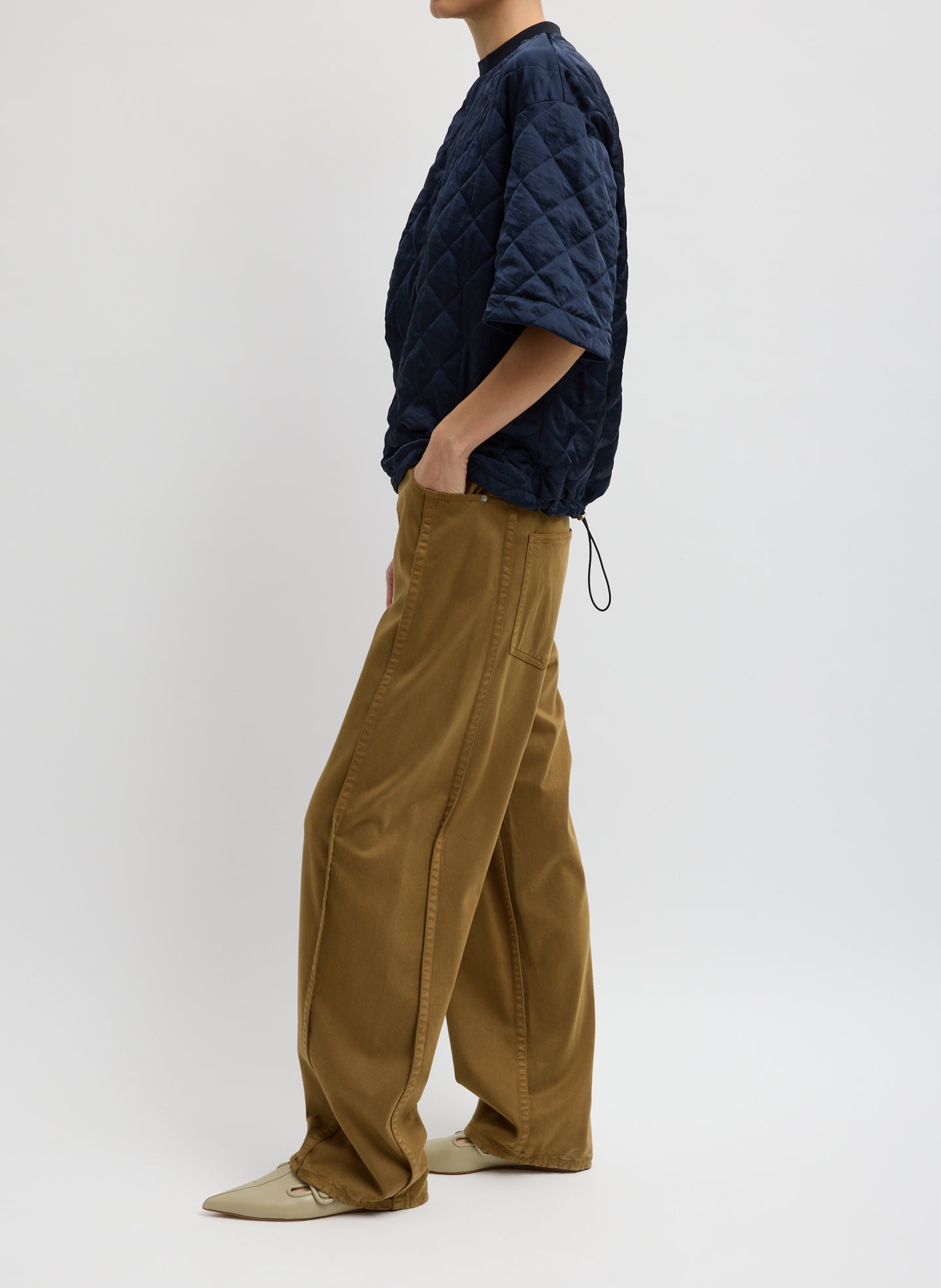 Dark Tan Garment Dyed Stretch Twill Tuck Pant - full look, side view on model