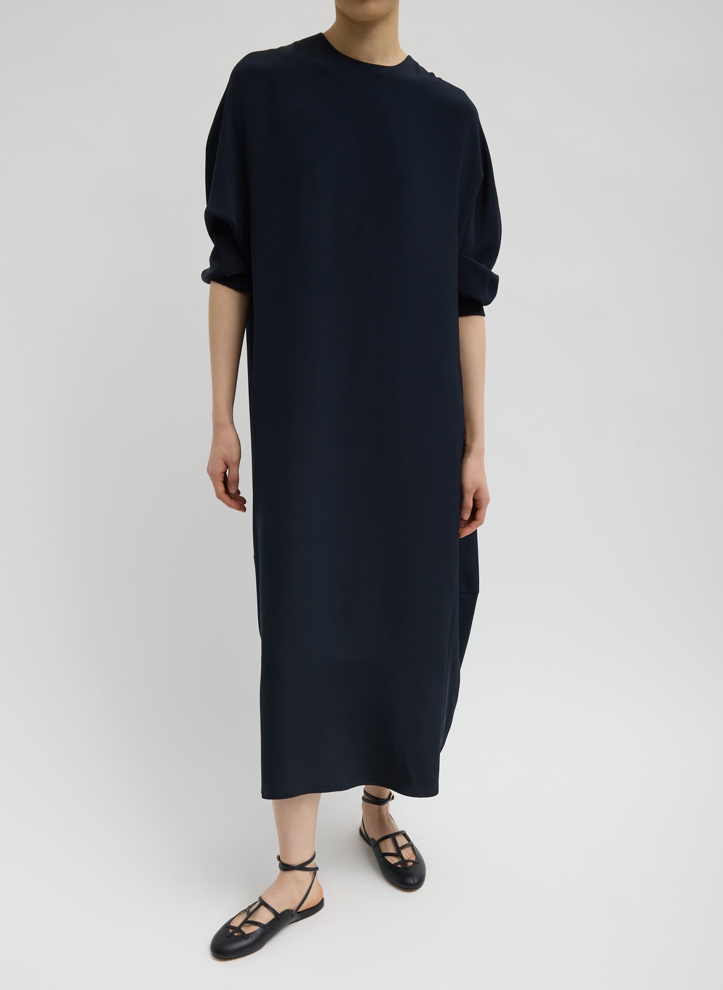 4-ply Silk Long Sleeve Cocoon Dress Dark Navy / 0 / R125SL1657 4-ply Silk Long Sleeve Cocoon Dress Dark Navy / 0 / R125SL1657