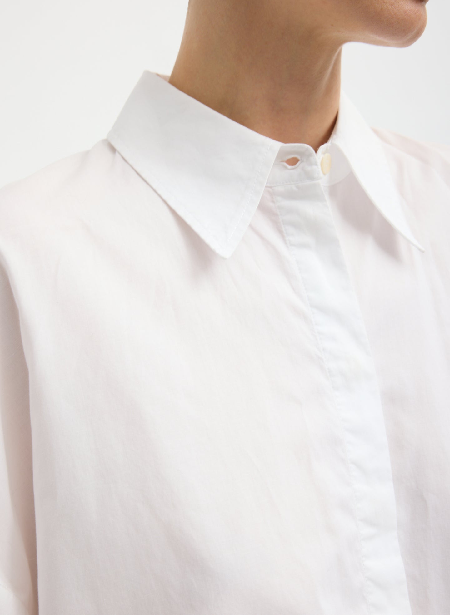 White Gabe Shirt - closeup of collar detail