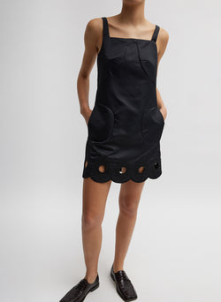 Daisy Embroidery Short Dress Black-1