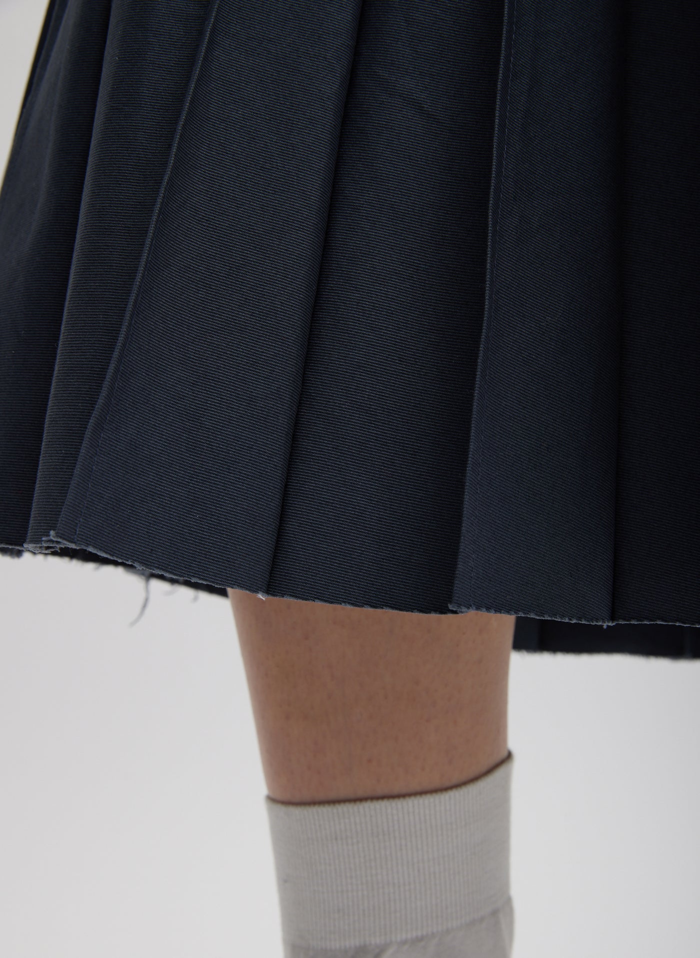 Oliver Cotton Stretch Tricotine Pintucked Skirt – Tibi Official