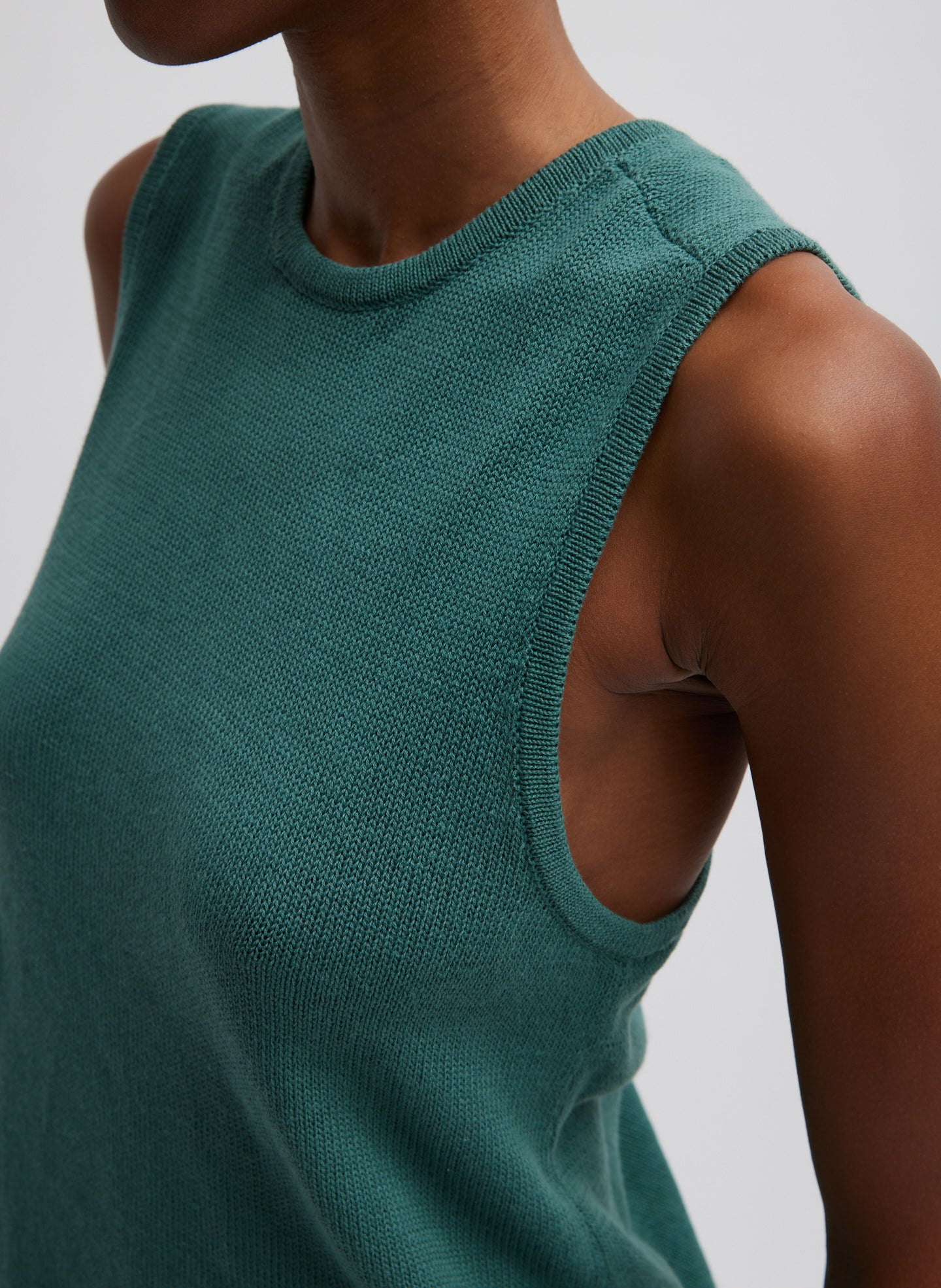 Cotton Criss Cross Sleeveless Sweater - Hunter Green-1