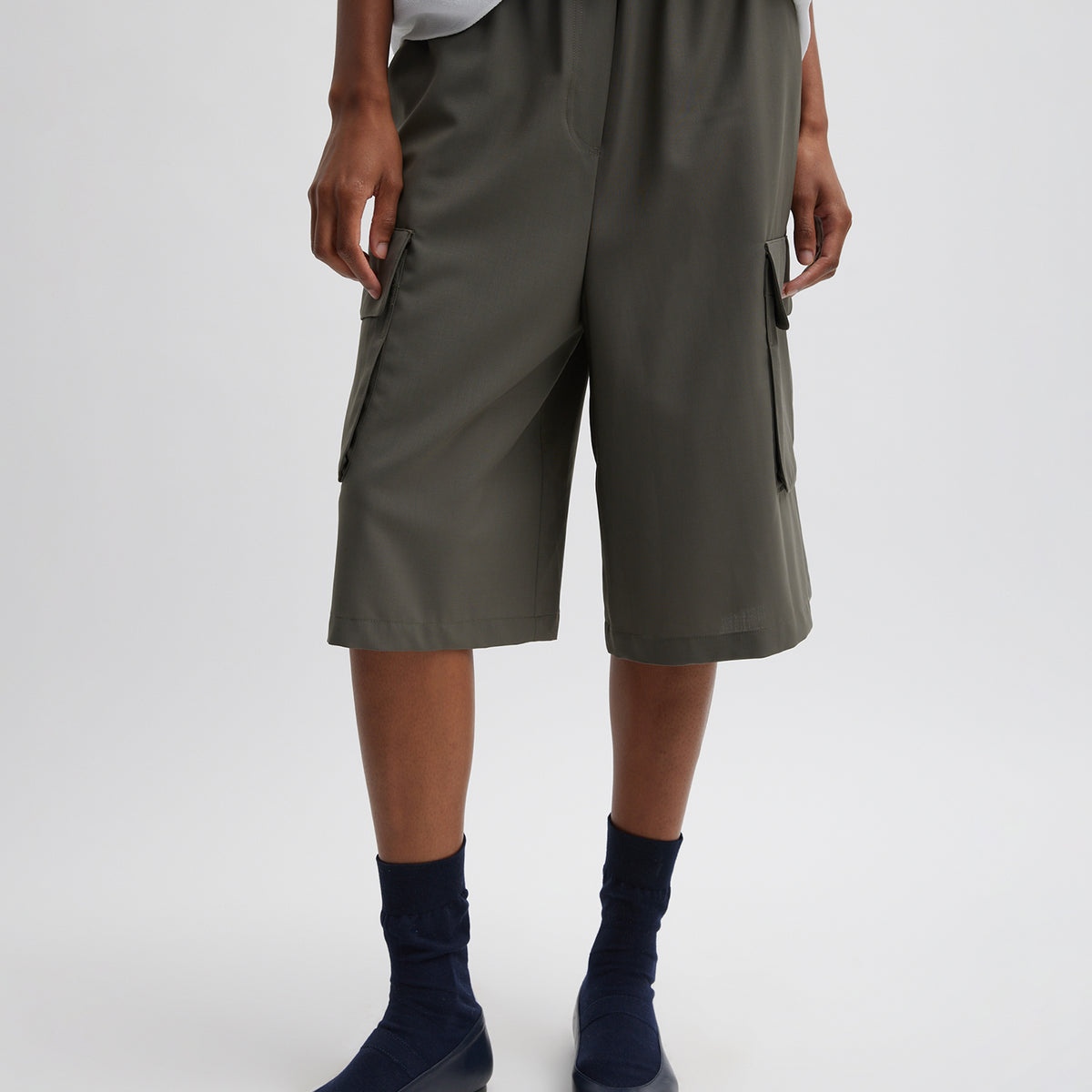 Tropical Wool Relaxed Cargo Short – Tibi Official