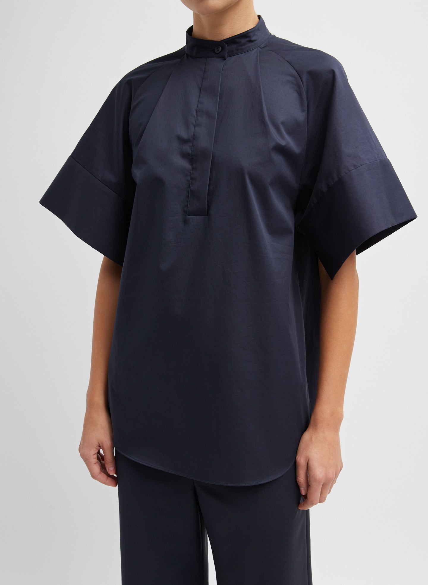 Eco Poplin Raglan Tucked Short Sleeve Shirt - Dark Navy-1