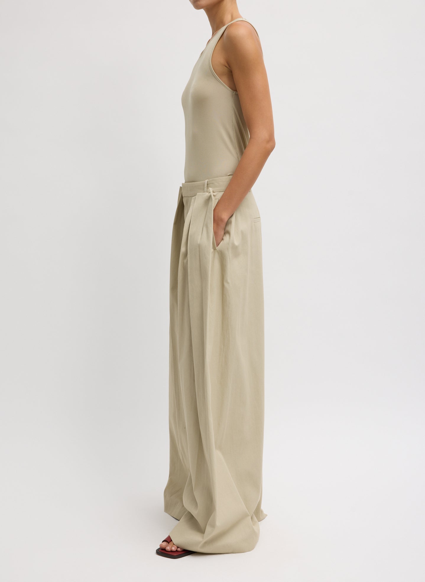 Taupe Luxe Spring Twill Tucked Pleated Wide Leg Trouser - beige, full look, side view on model