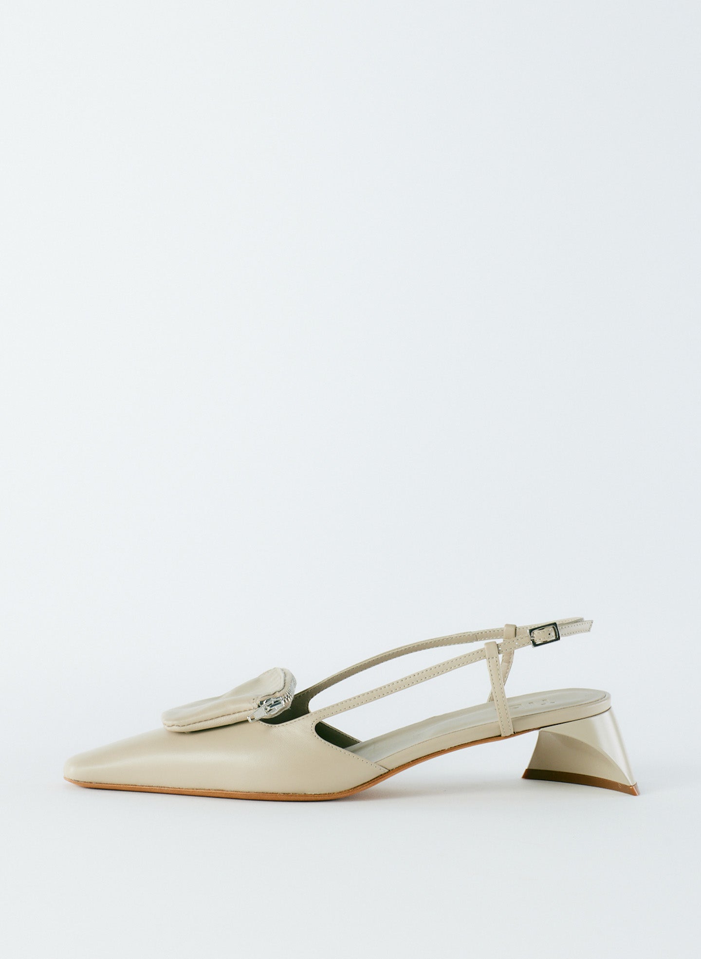 Victor Slingback – Tibi Official