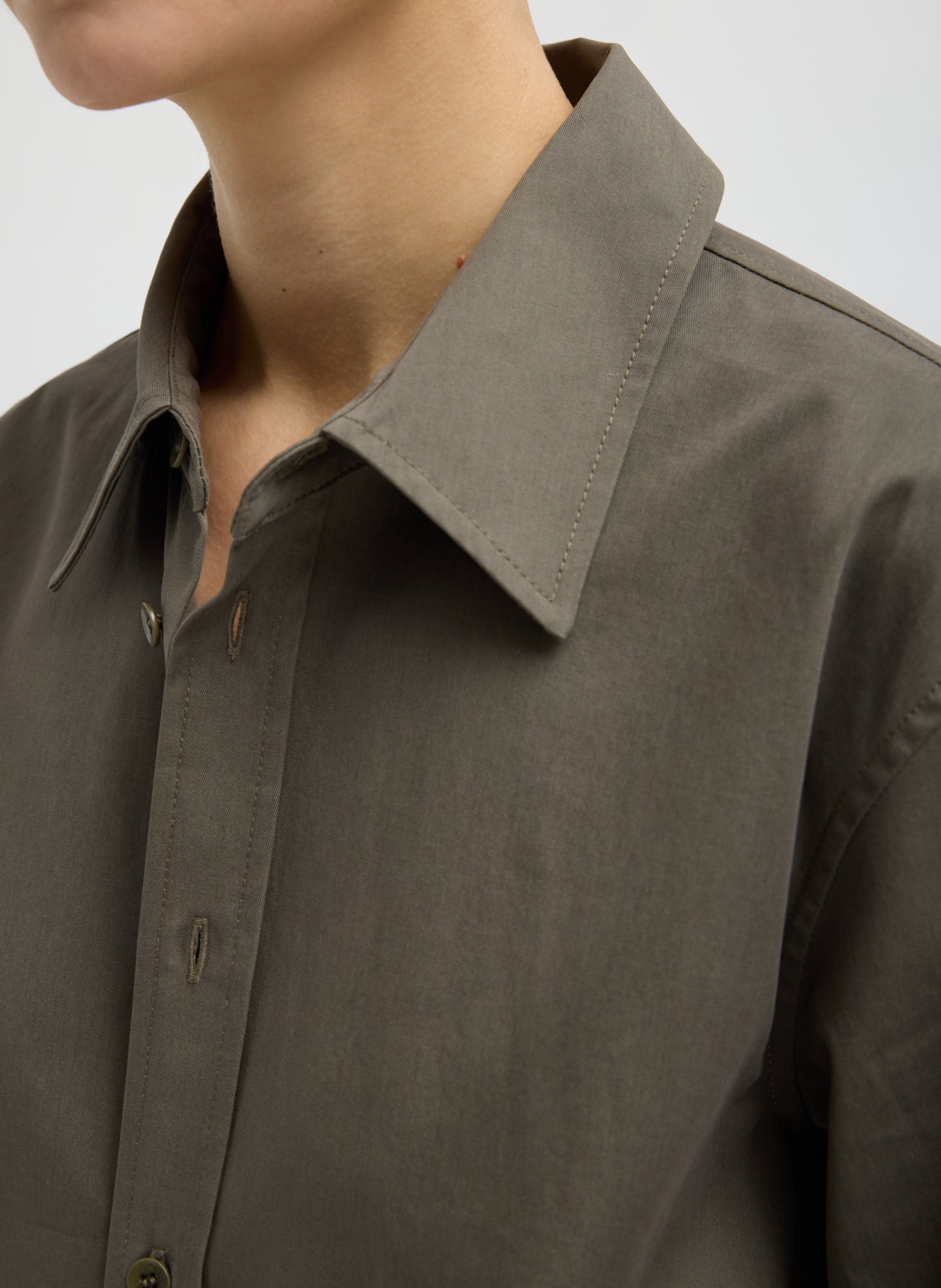 Dark Stone Grey Bio Twill Easy Shirt - closeup of collar detail