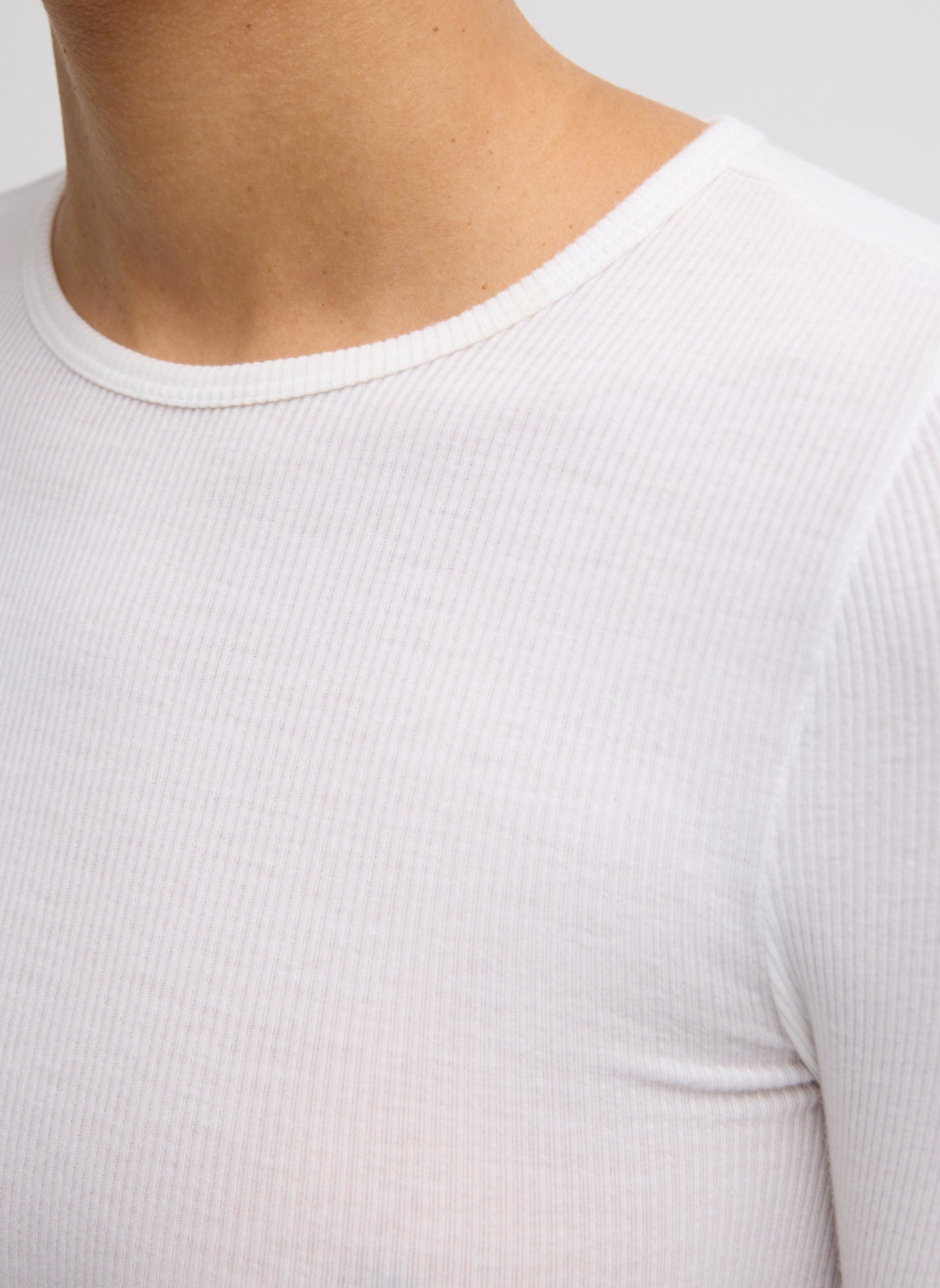 White Circular Ribbed Crewneck Pullover T-Shirt - closeup of ribbed detail