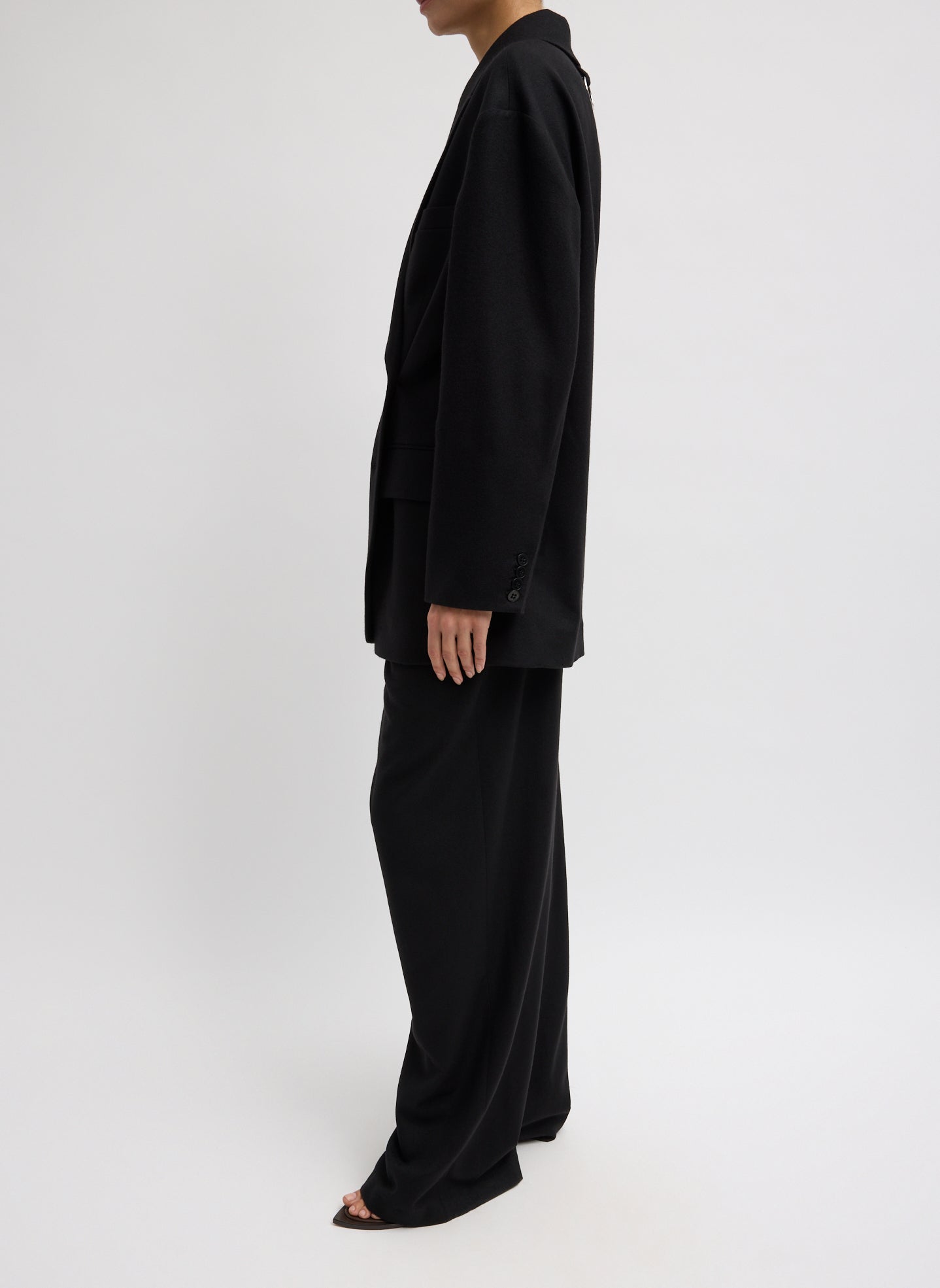 Black Cashmere Suiting Liam Blazer - oversized double-breasted blazer, side view on model