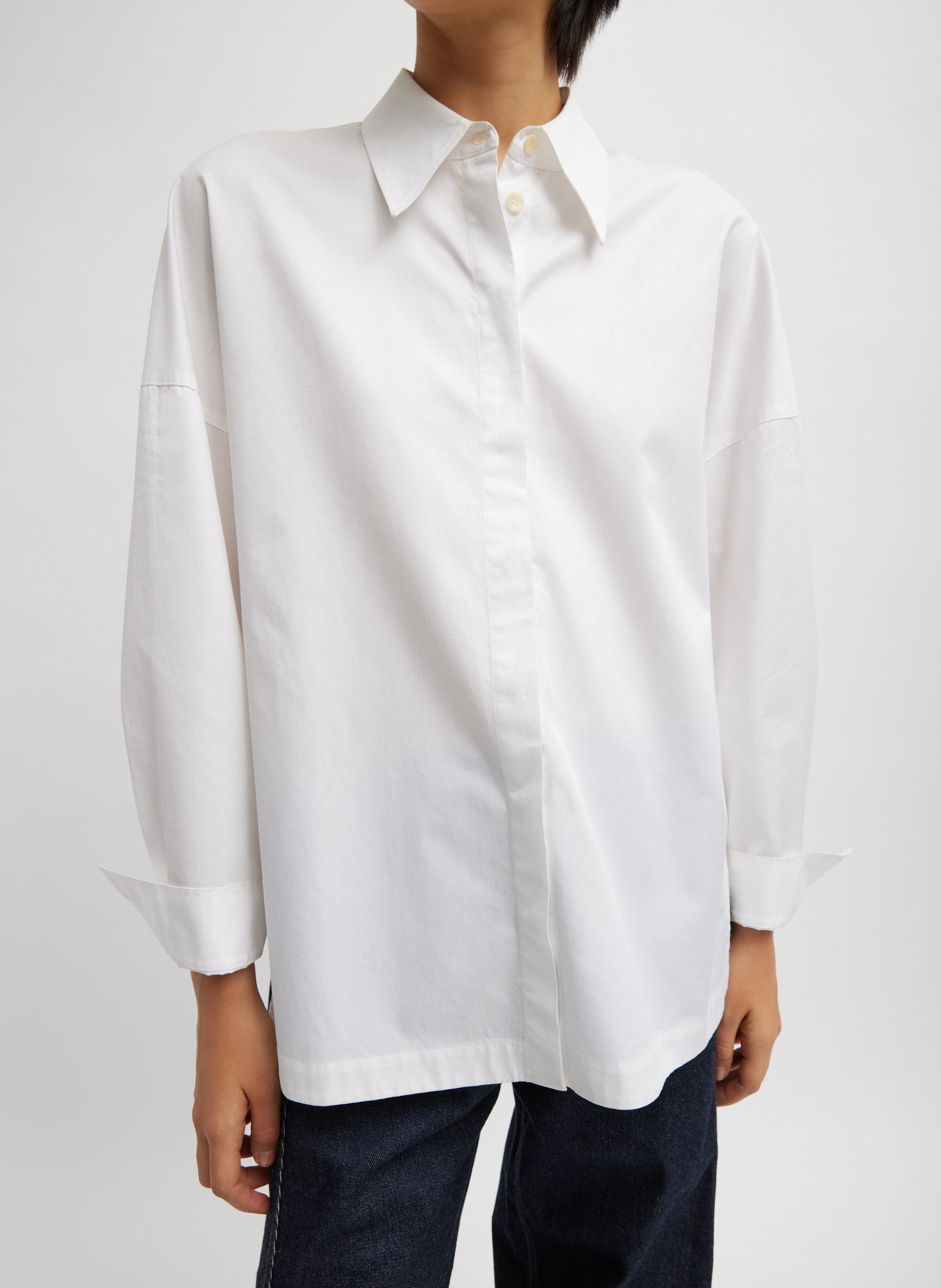 Gabe Oversized Shirt - White-1