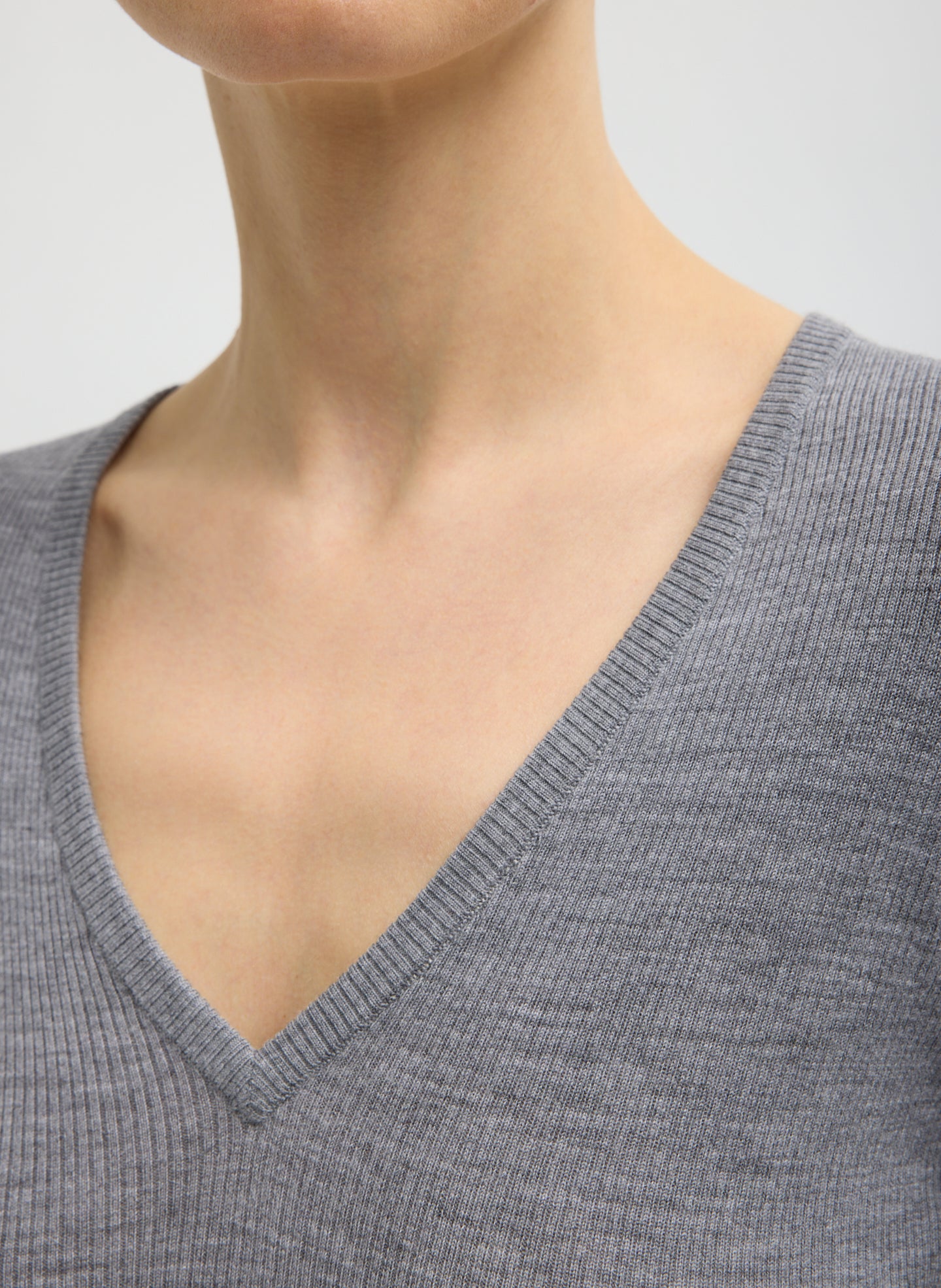 Feather Weight Ribbed Sweater V-Neck Pullover