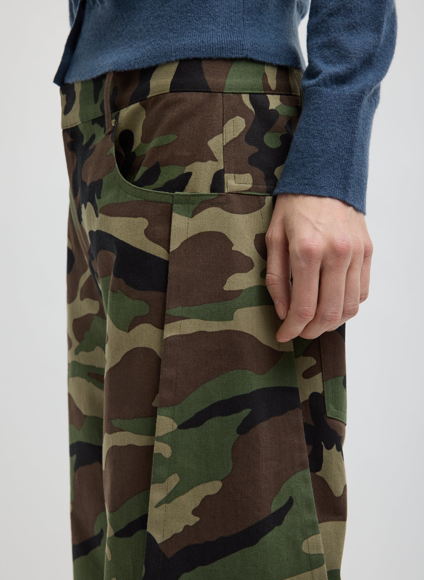 Army Green Camouflage Twill Tuck Jean - closeup of pocket detail