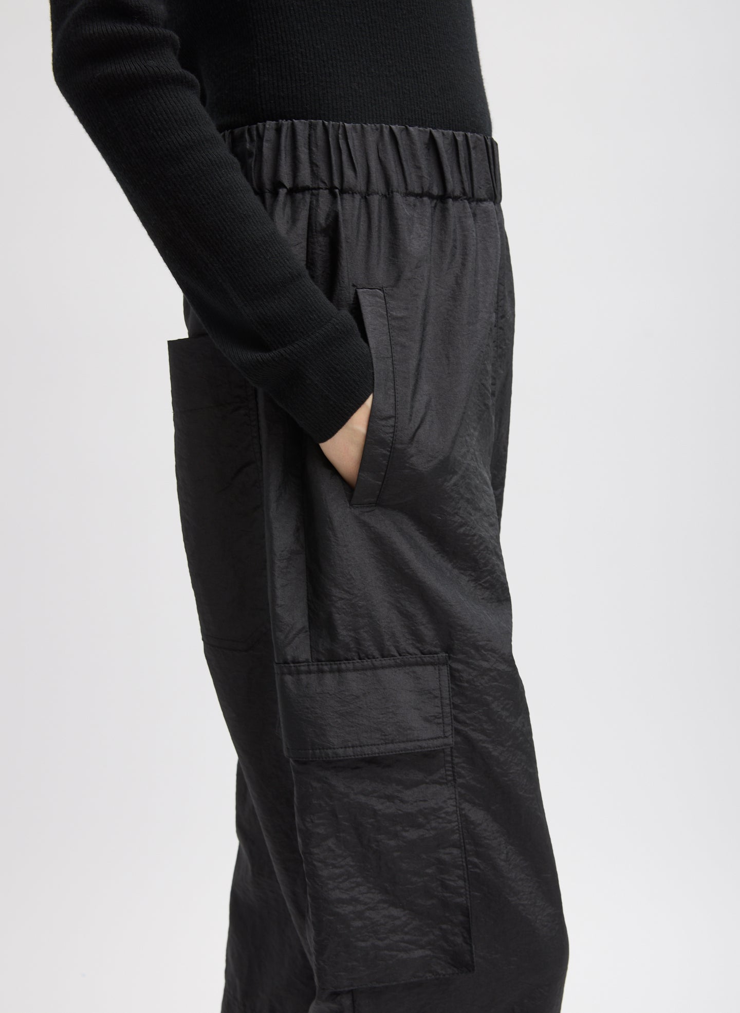 BLACK-4