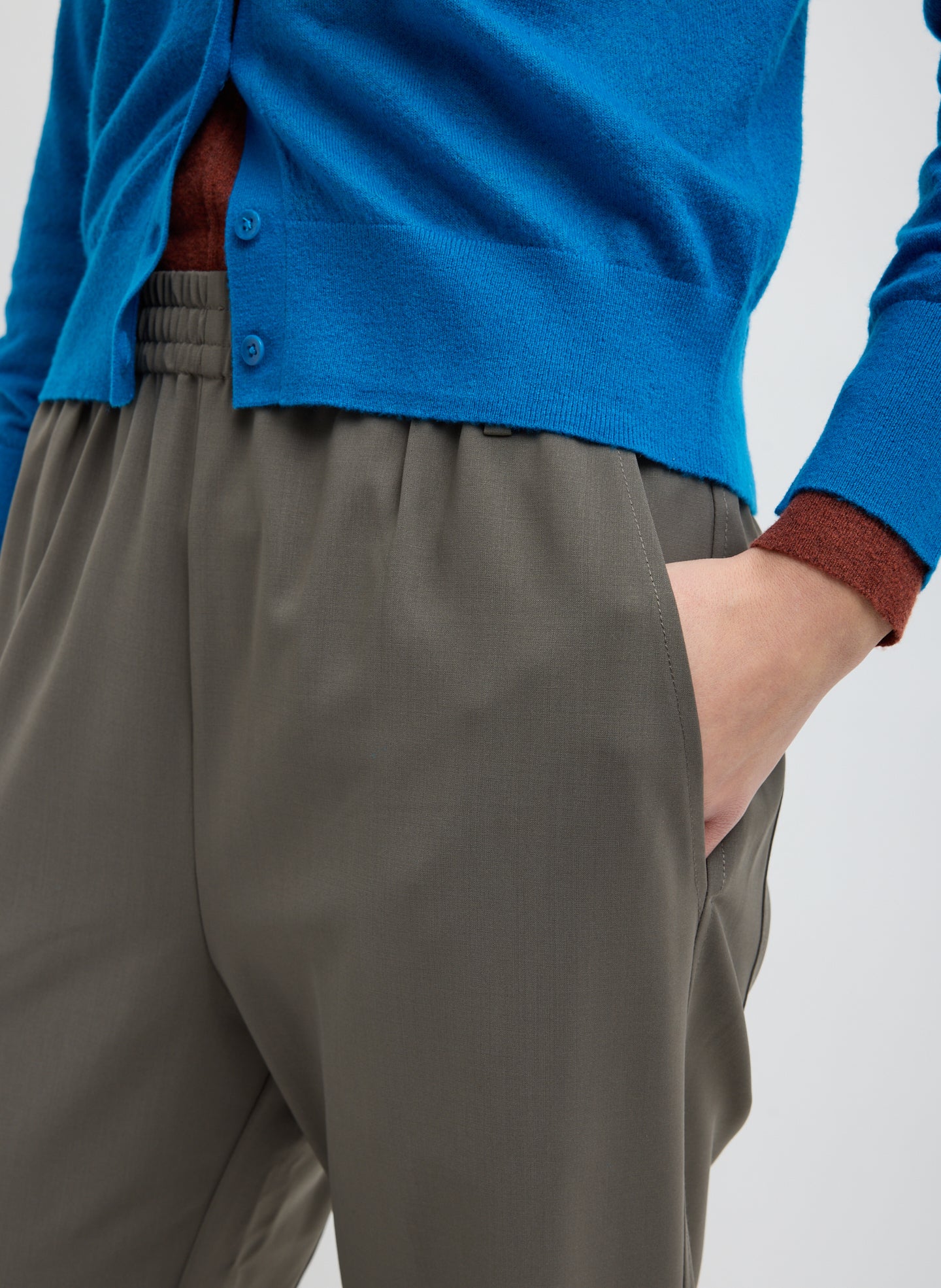 Dark Stone Grey Tropical Wool Charles Trouser - closeup of pocket detail