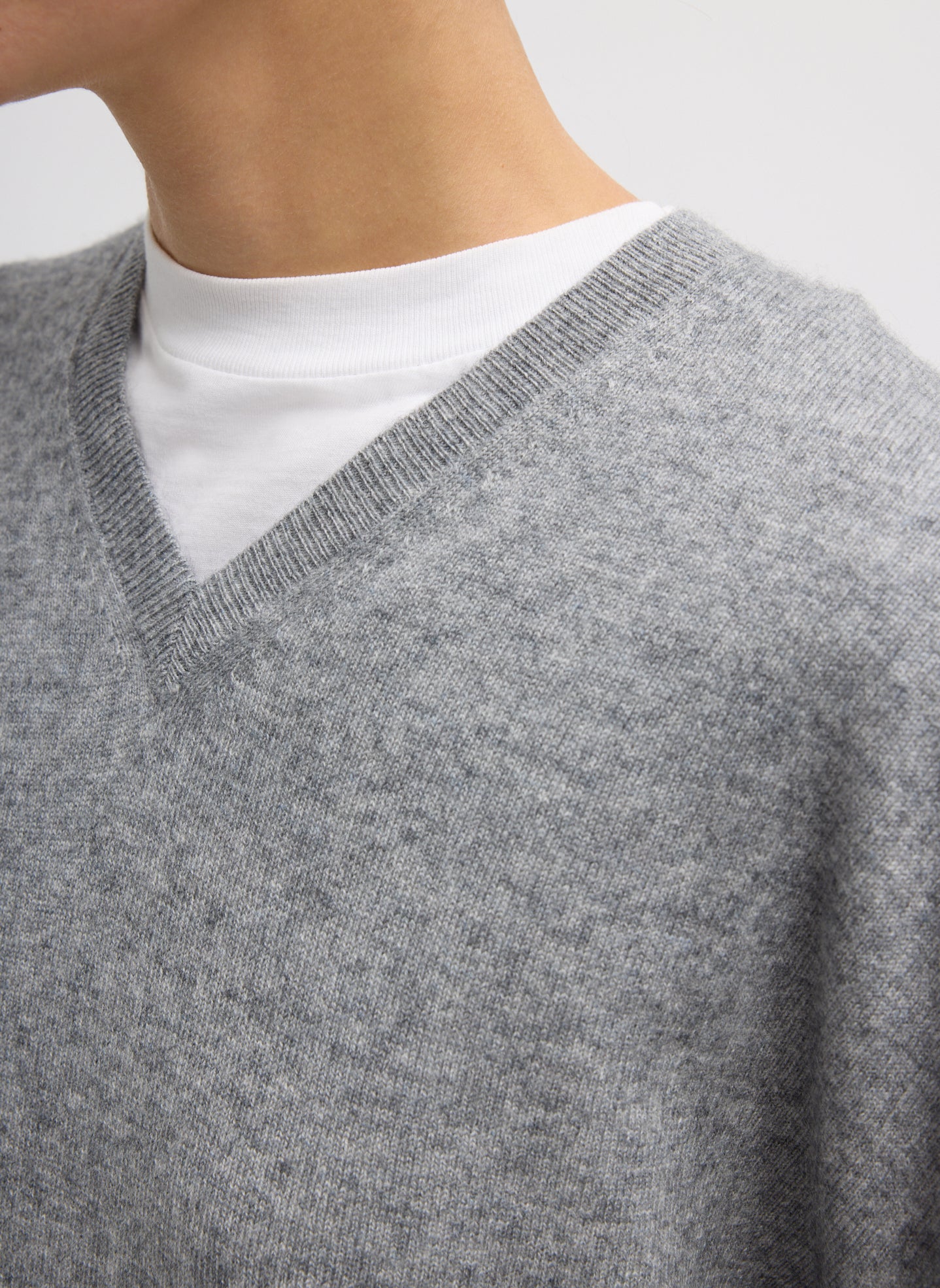 Heather Grey Washable Cashmere Easy V-Neck Sweater - closeup of v-neck neckline
