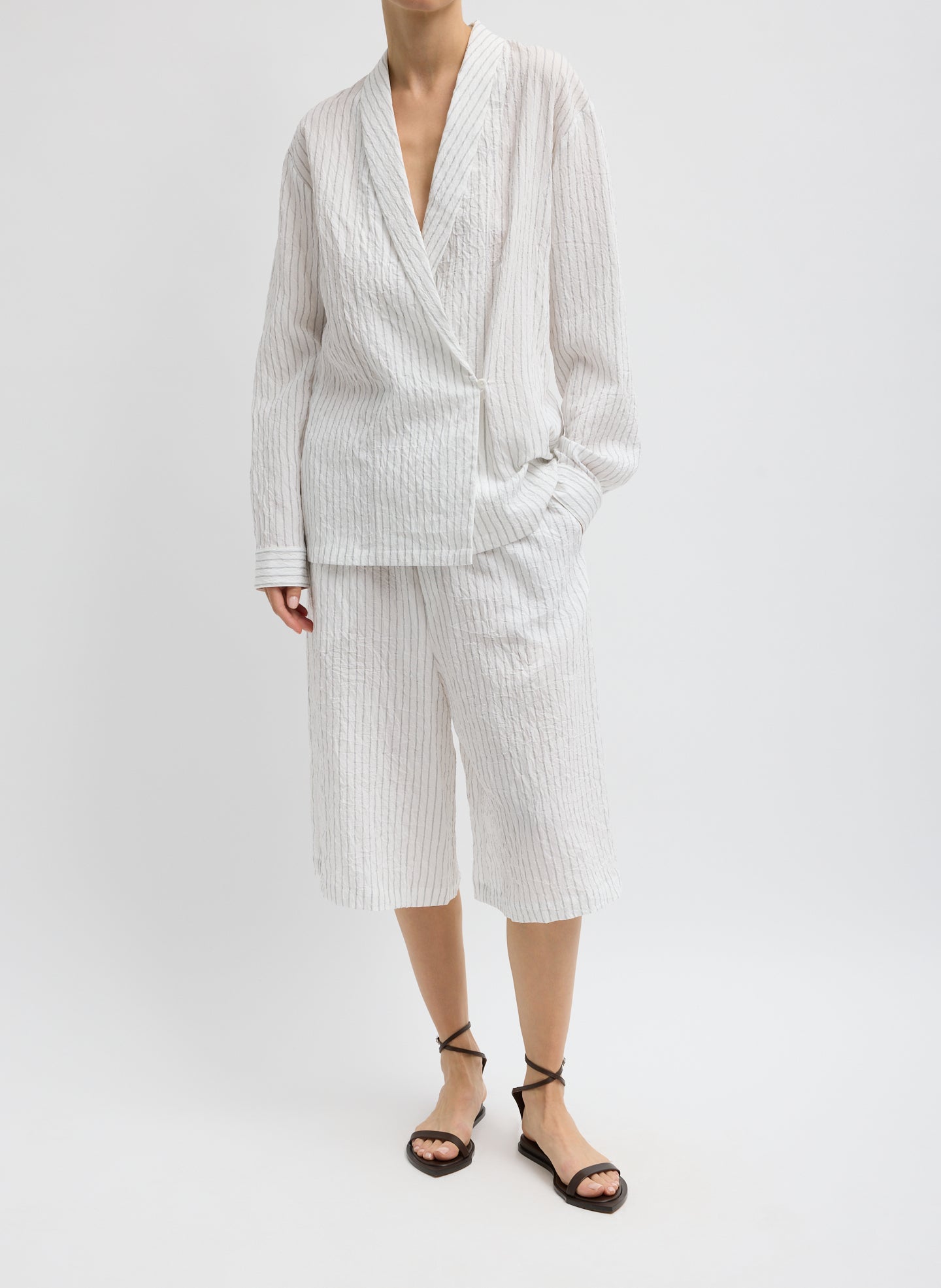 Ivory Multi Crinkle Stripe Summer Suiting Relaxed Long Short - front view on model