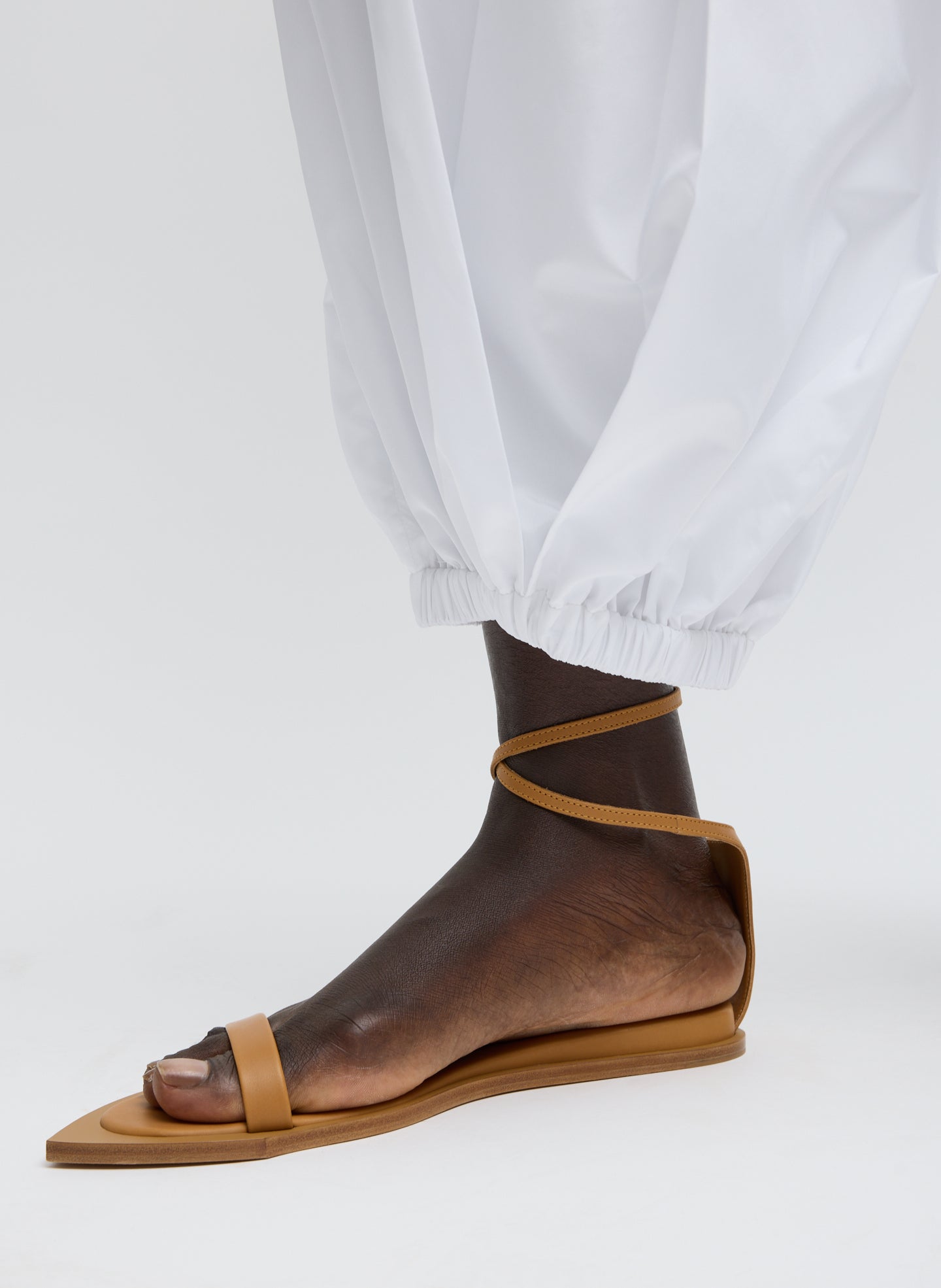 White Summer Nylon Zeppelin Balloon Pant - closeup of hem