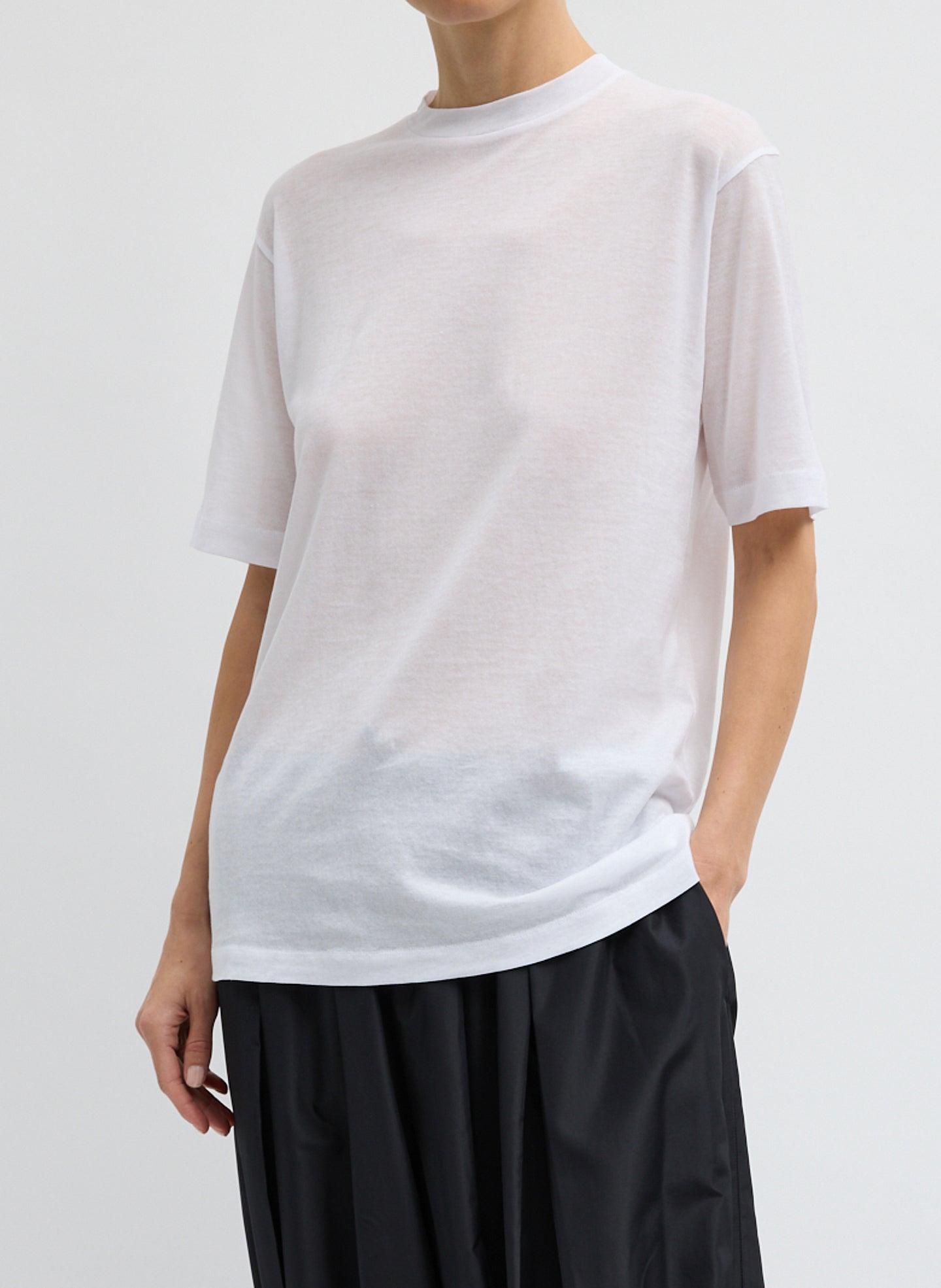 【Na.e】Sheer Soft T Sheer Crepe Knit Mock Unisex T-Shirt – Tibi Official