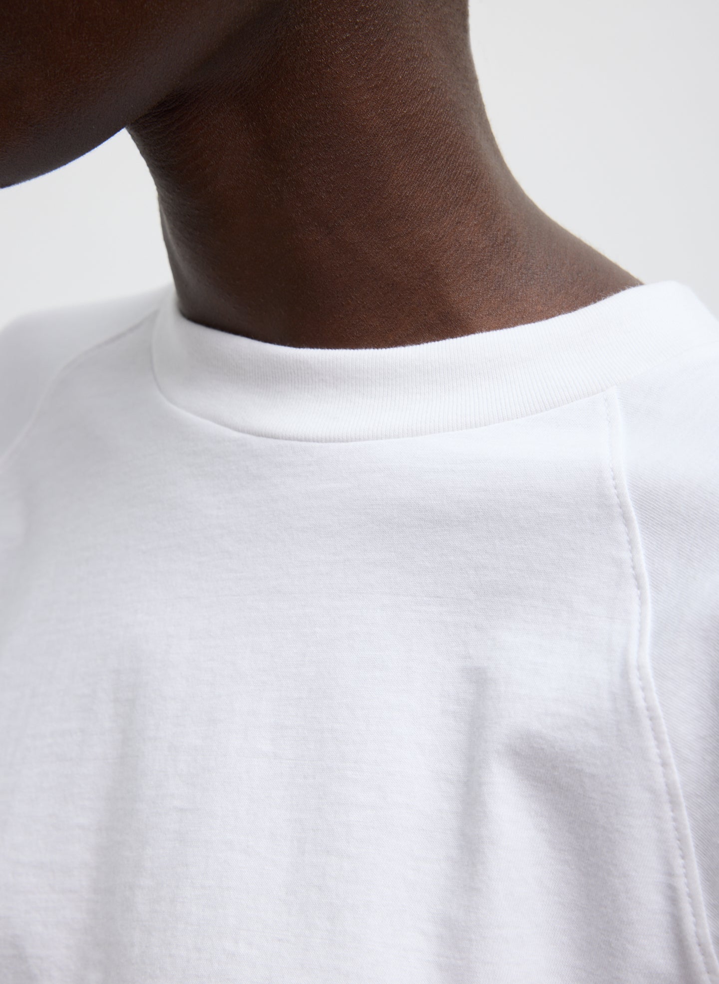 White Short Sleeve Shirred Back T-Shirt - closeup of neckline