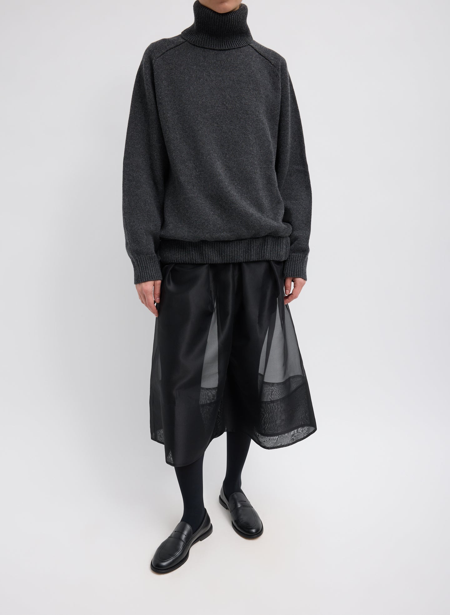 tibi organza dress Black / 00 / F224MC1624 Melee Crepe V-Neck Dress With Organza Lining