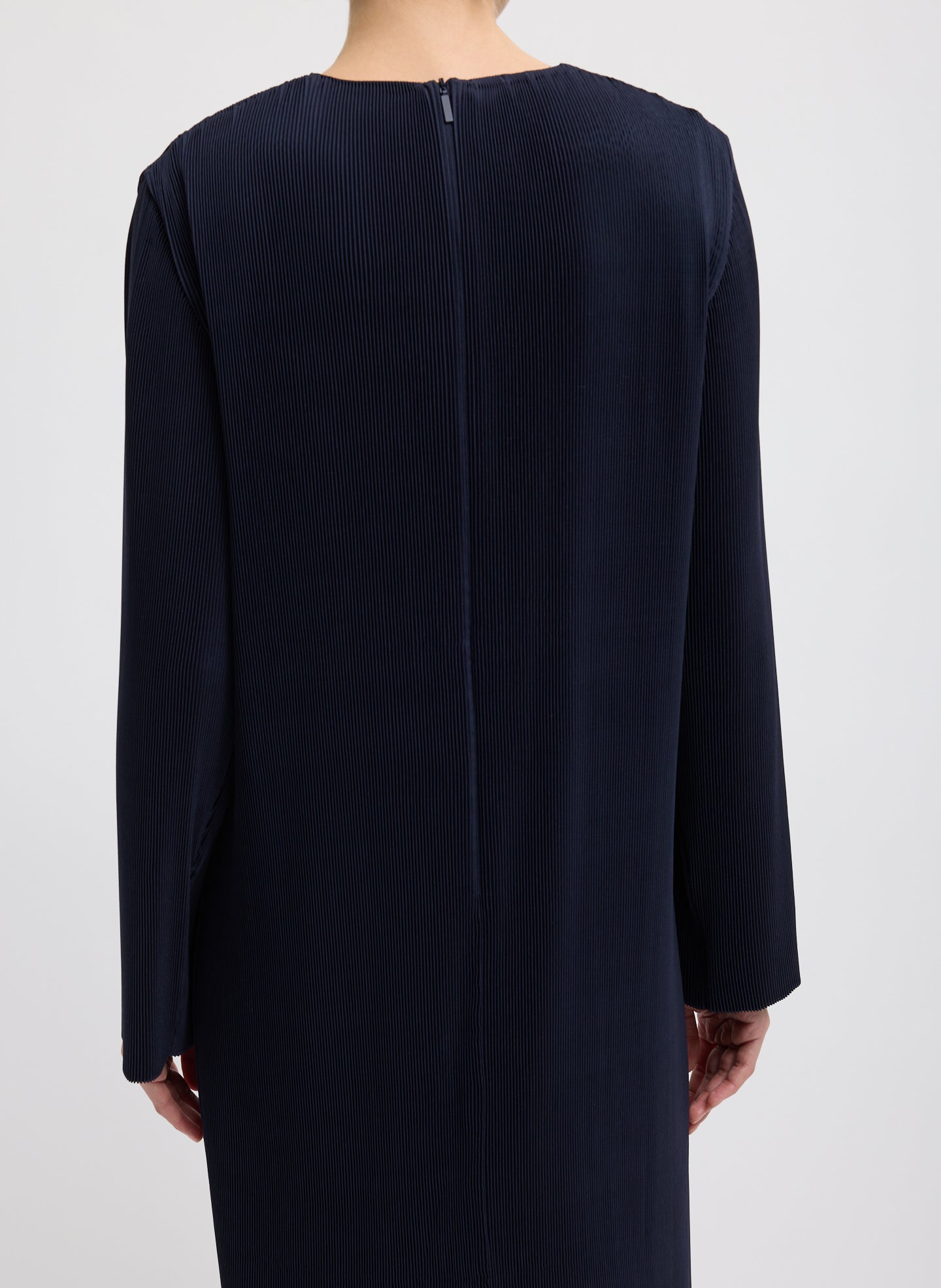 Dark Navy Plisse Midi Dress - closeup of back zip detail