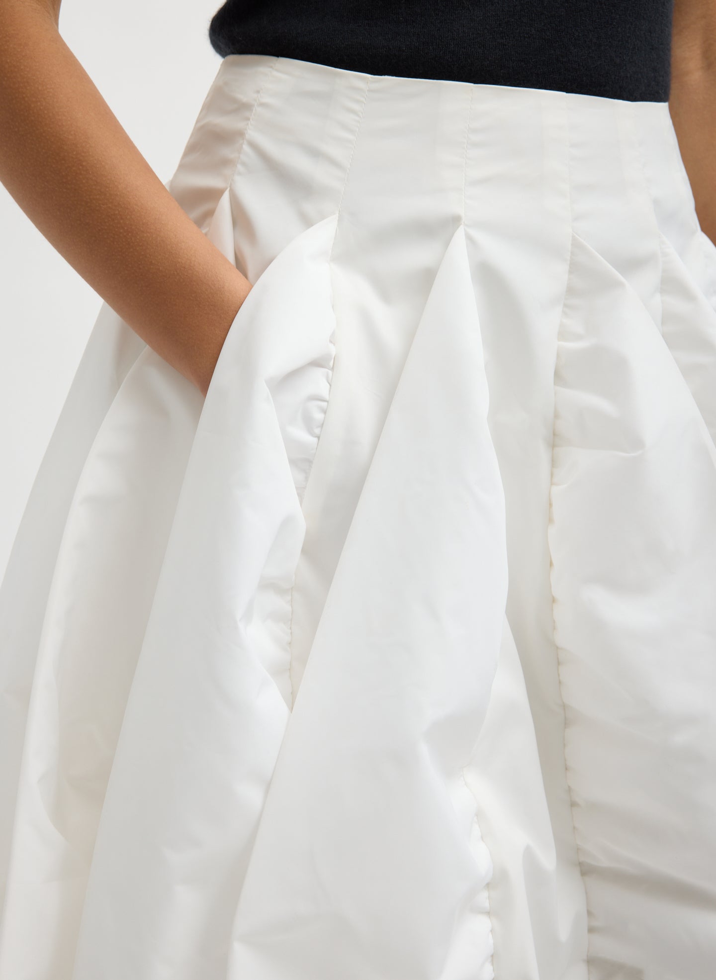 White Recycled Italian Sporty Nylon Skirt - closeup of side pocket detail