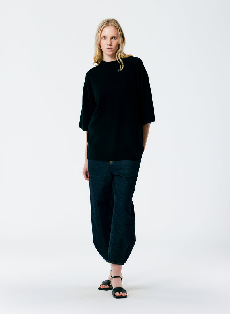 Feather Weight Cashmere Oversized Easy T-Shirt Black-4