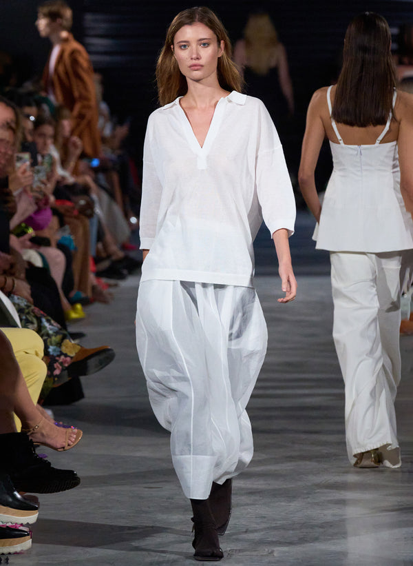 Louis Vuitton Bleached Denim Mini Skirt White. Size 32