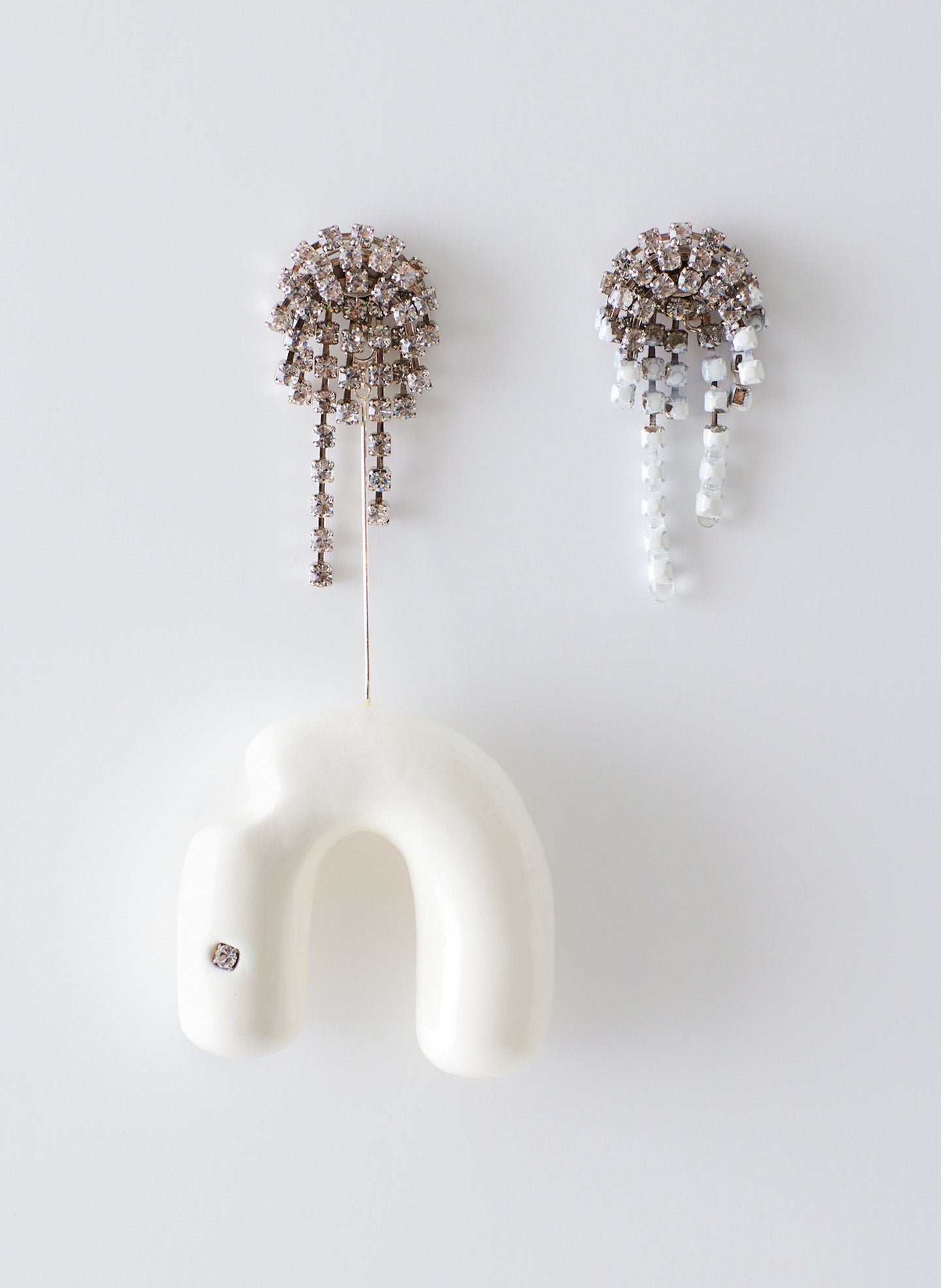 d O n U t s Crystal Earrings - Medium - White-01