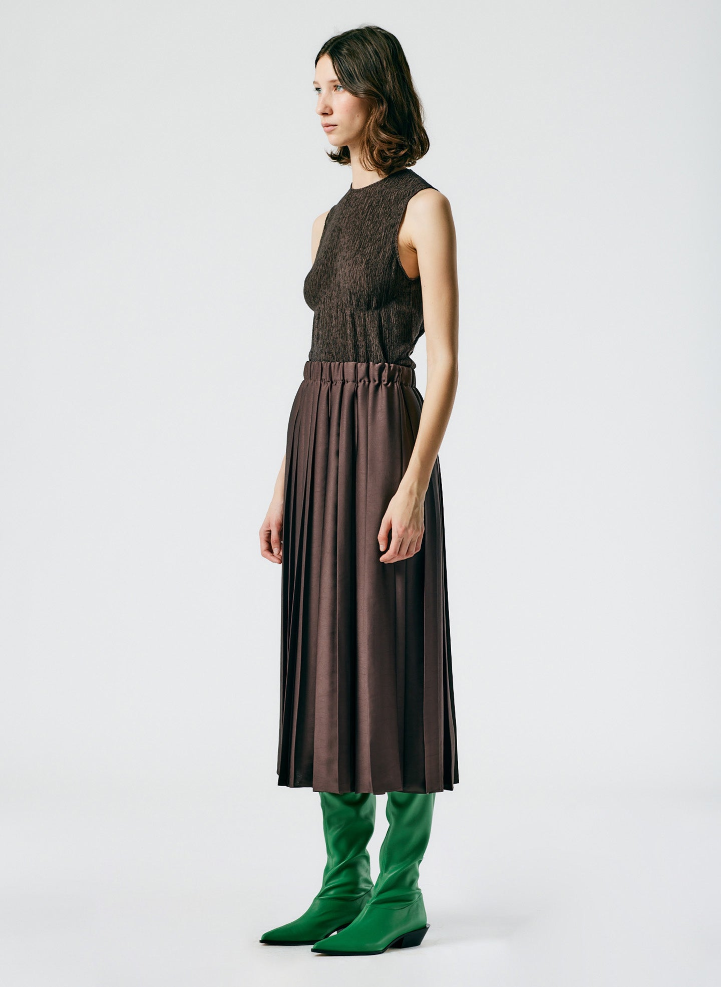 Brown-02