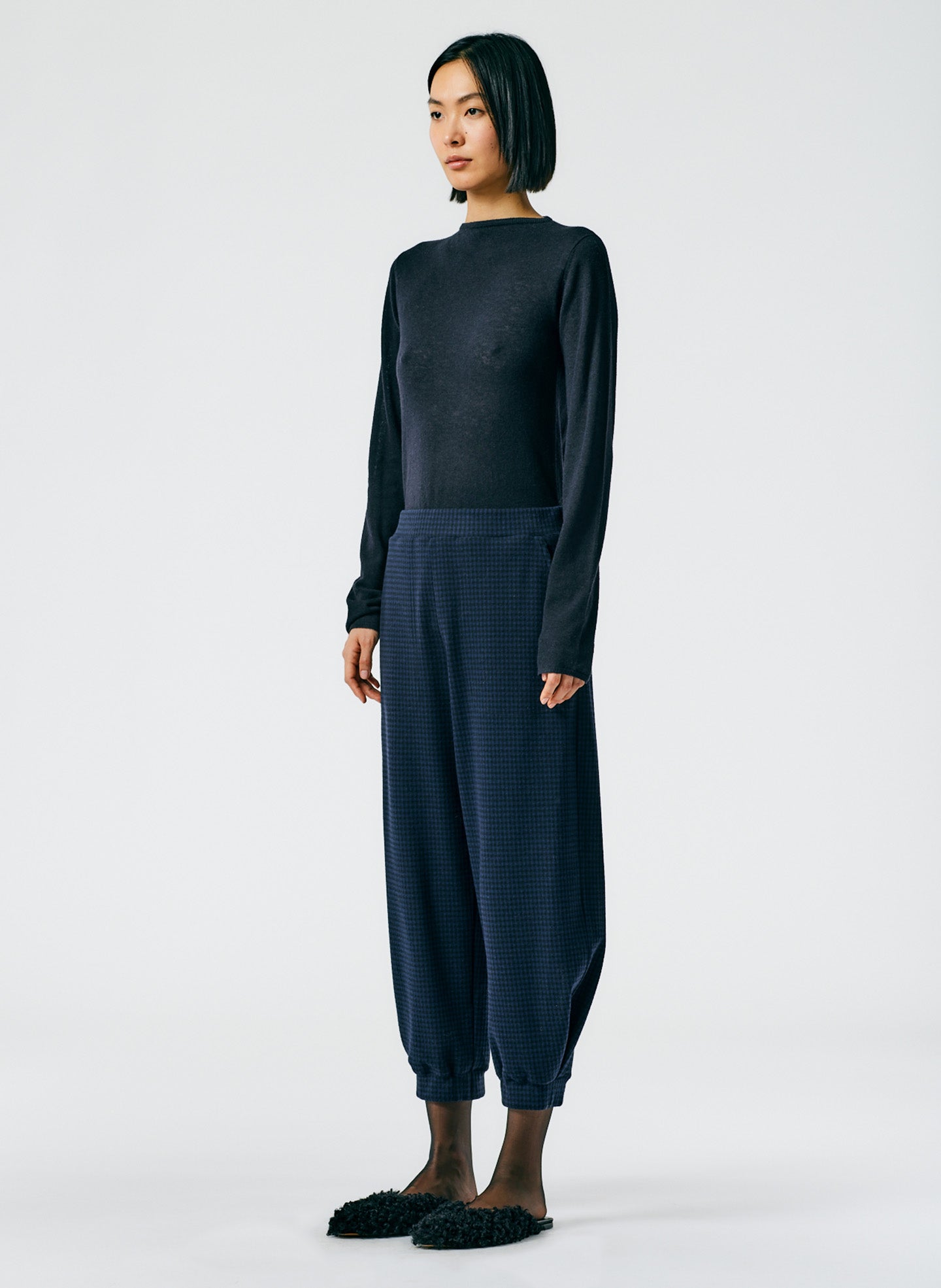 Black/Navy Multi-02