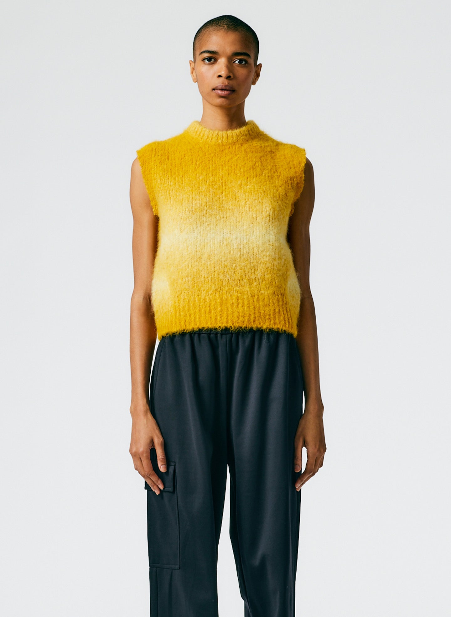 Ombre Superfine Alpaca Shrunken Cutoff Vest - Yellow Multi-01
