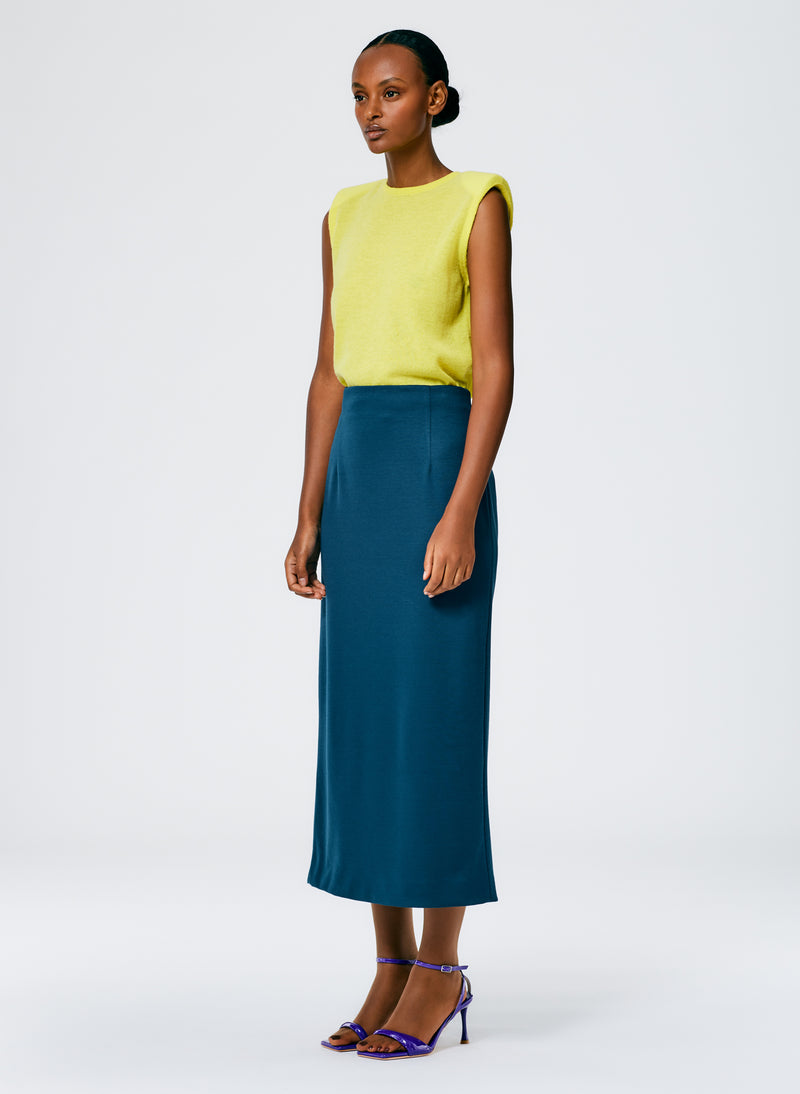 Structured Blazer + Striped Shirt + Pencil Skirt | Saias, Moda feminina  casual, Moda