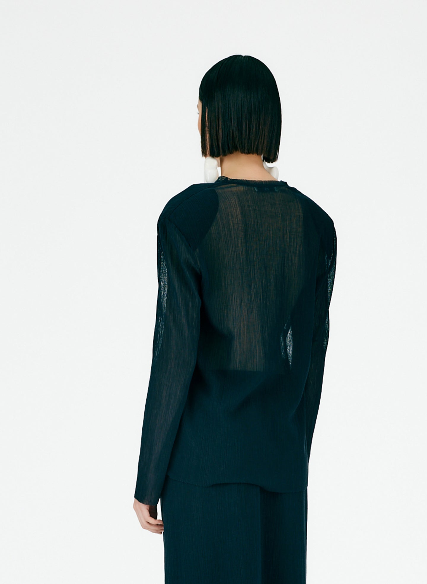 Black-04