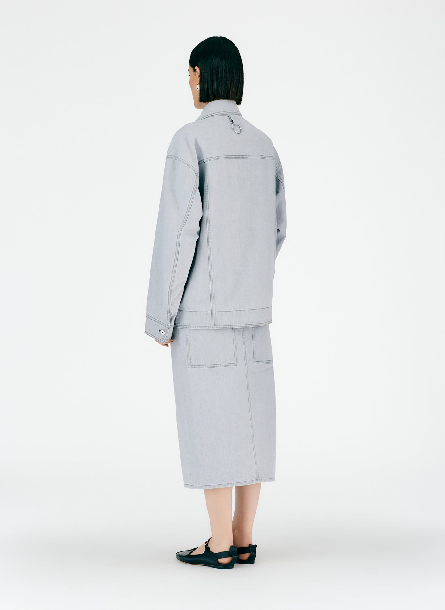 Grey-05