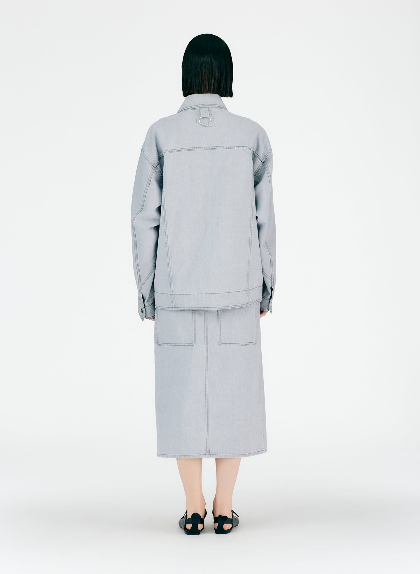 Grey-04