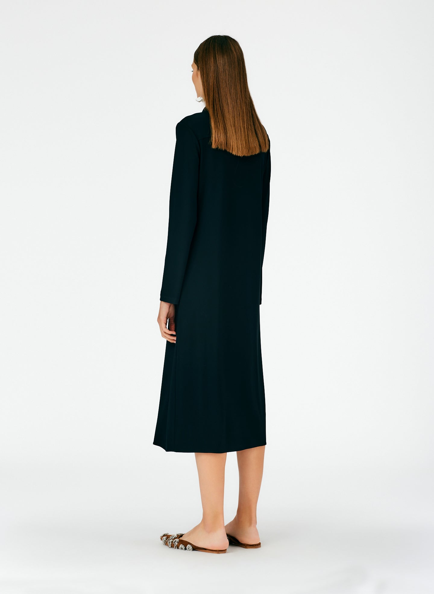 Black-04