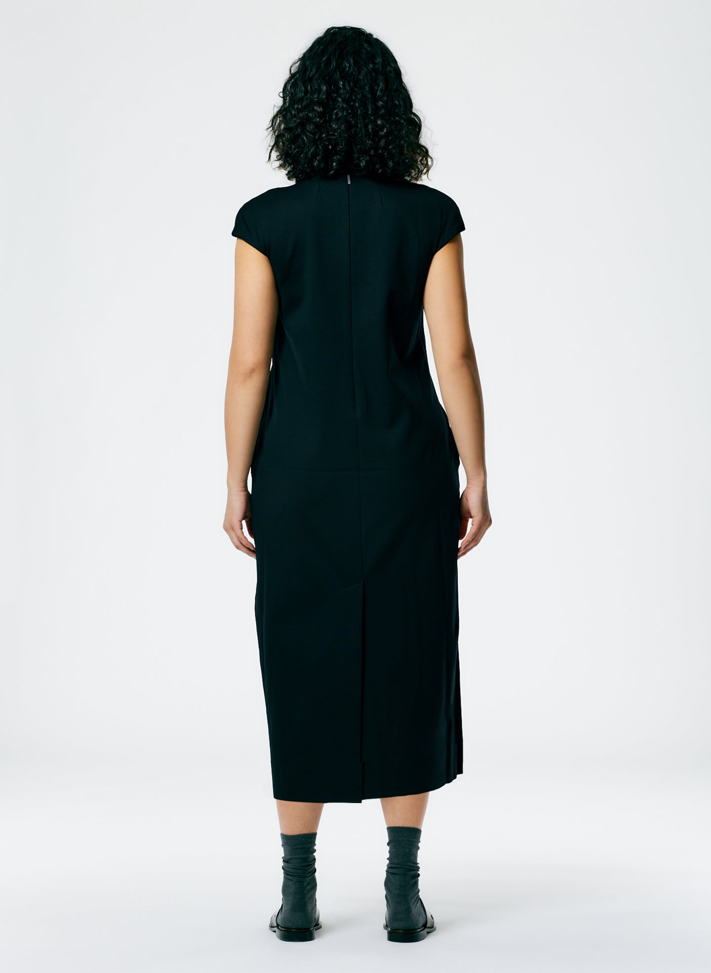 Black / 00 / S123UK1558 Compact Ultra Stretch Knit Lean Sleeveless Dress Black / 00 / S123UK1558 Compact Ultra Stretch Knit Lean Sleeveless Dress