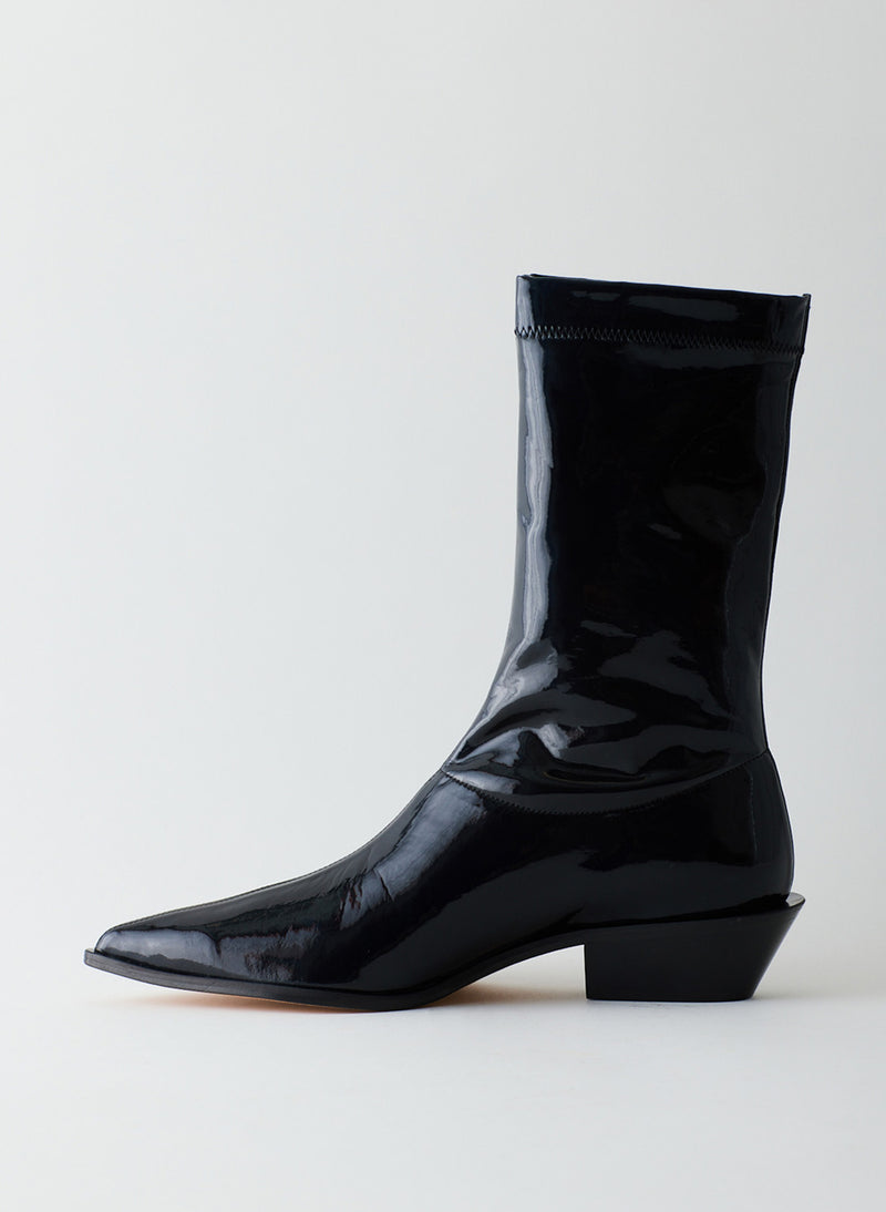 Leo Patent Leather Low Boot Black-02