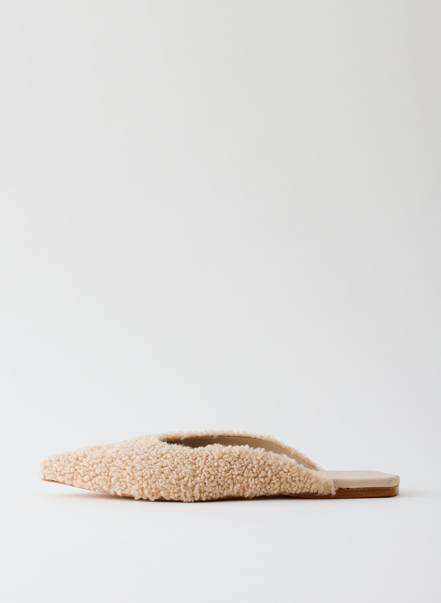 Nori Short Faux Fur Slide - Natural-01